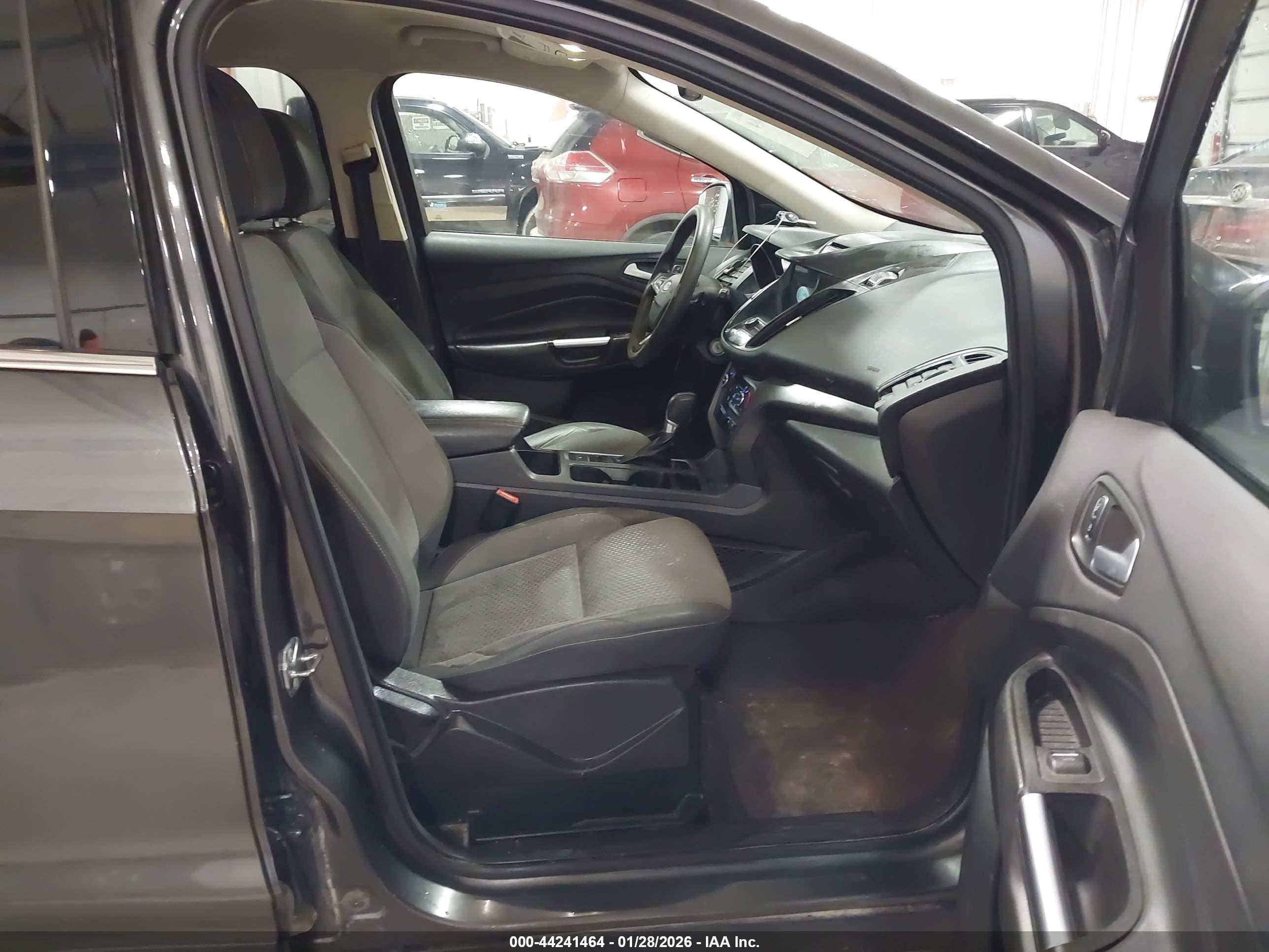 FORD ESCAPE image 5