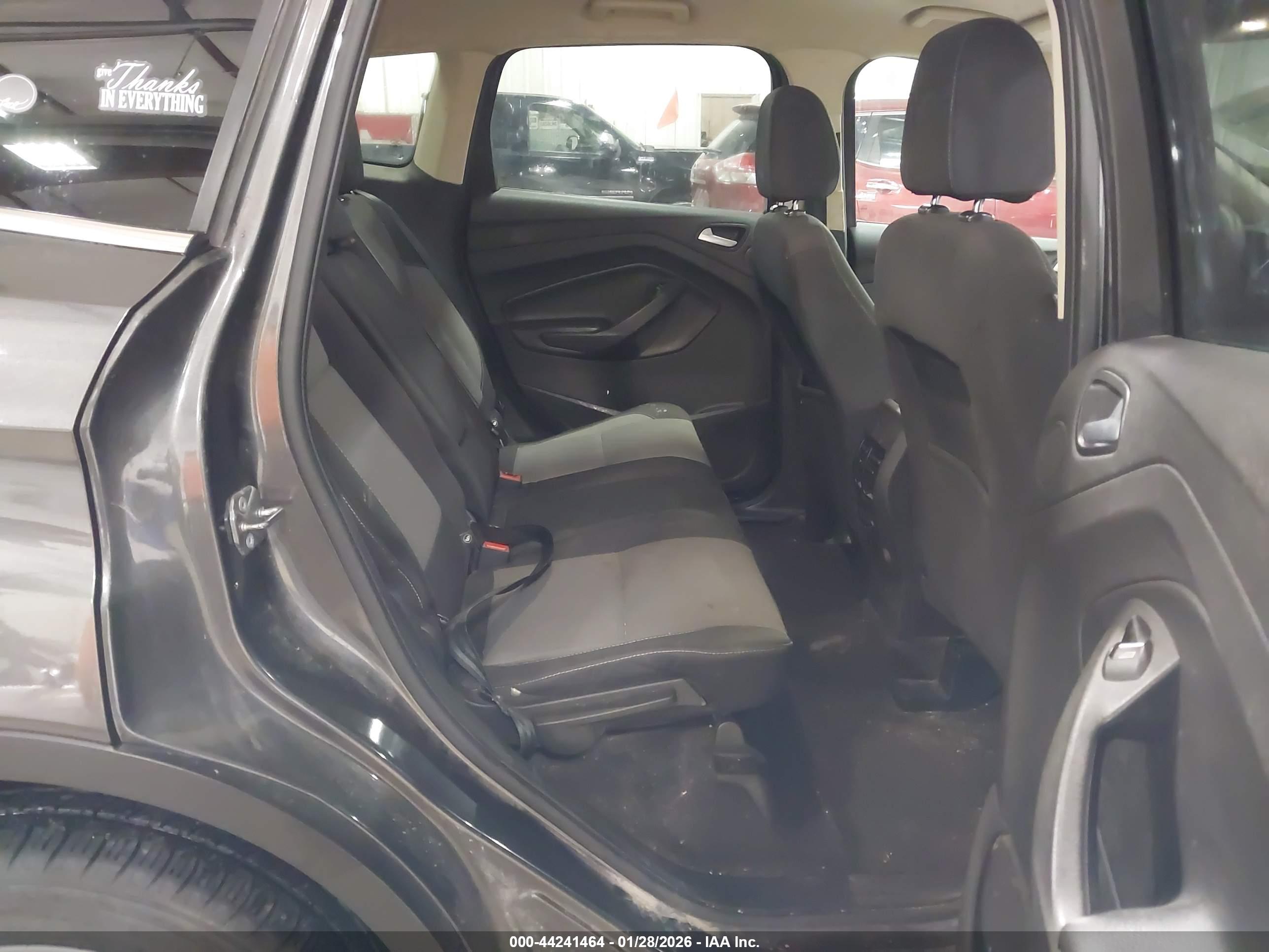 FORD ESCAPE image 8