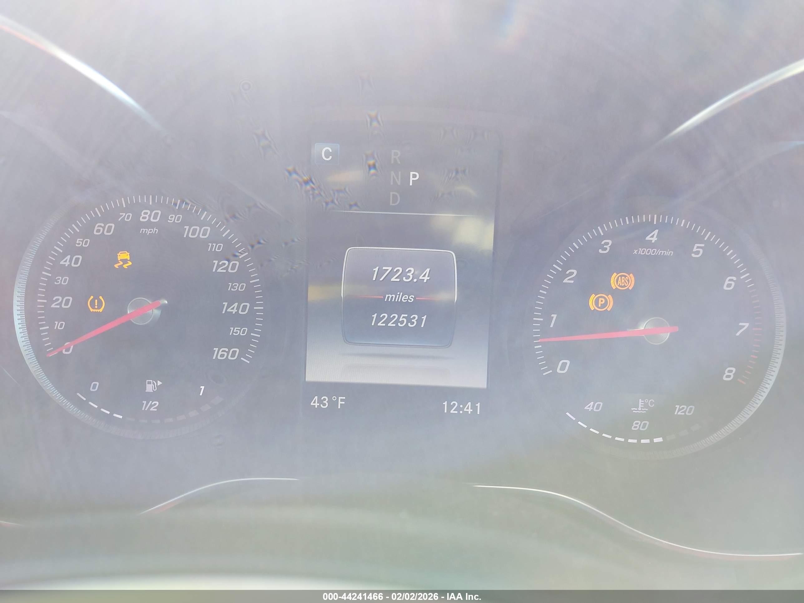 MERCEDES-BENZ GLC image 7