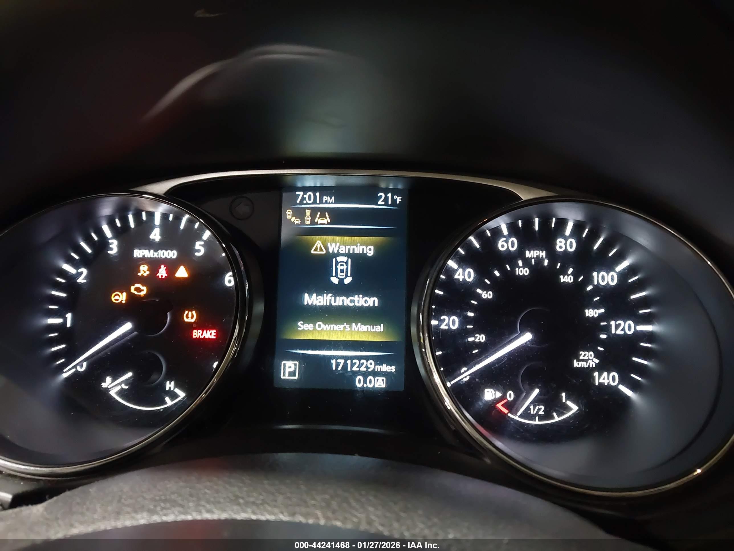 NISSAN ROGUE image 7