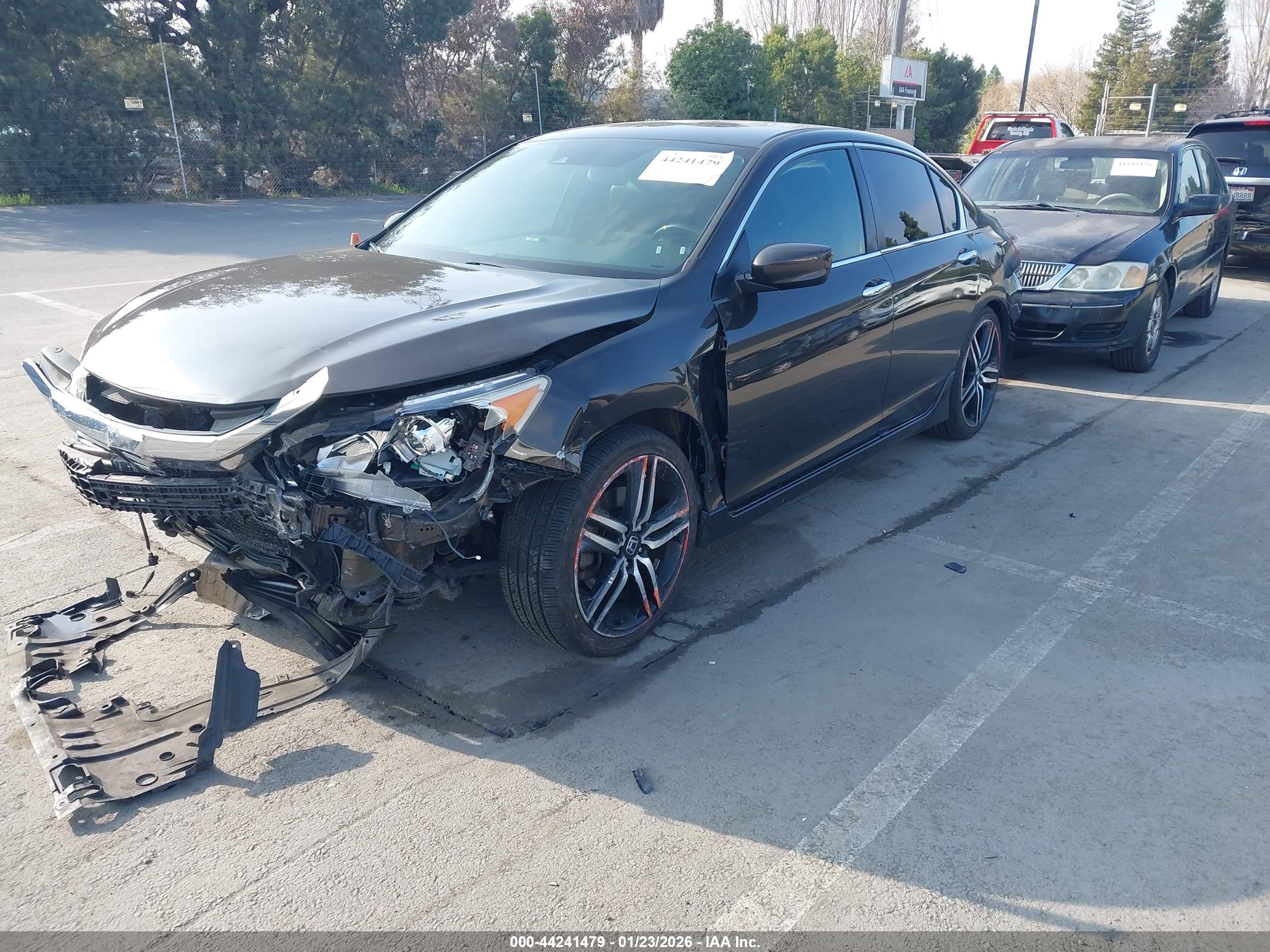 HONDA ACCORD image 2