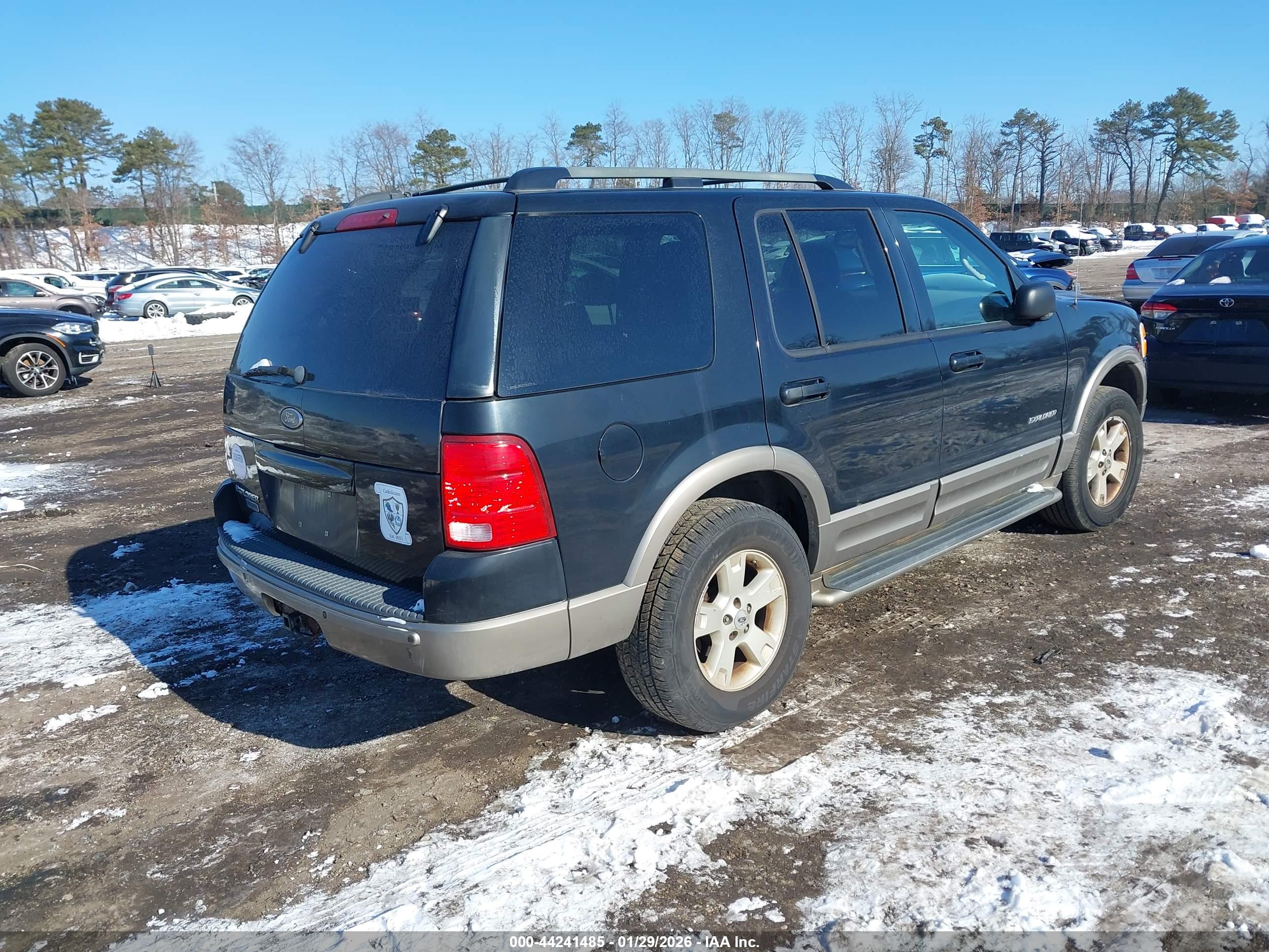 FORD EXPLORER image 4