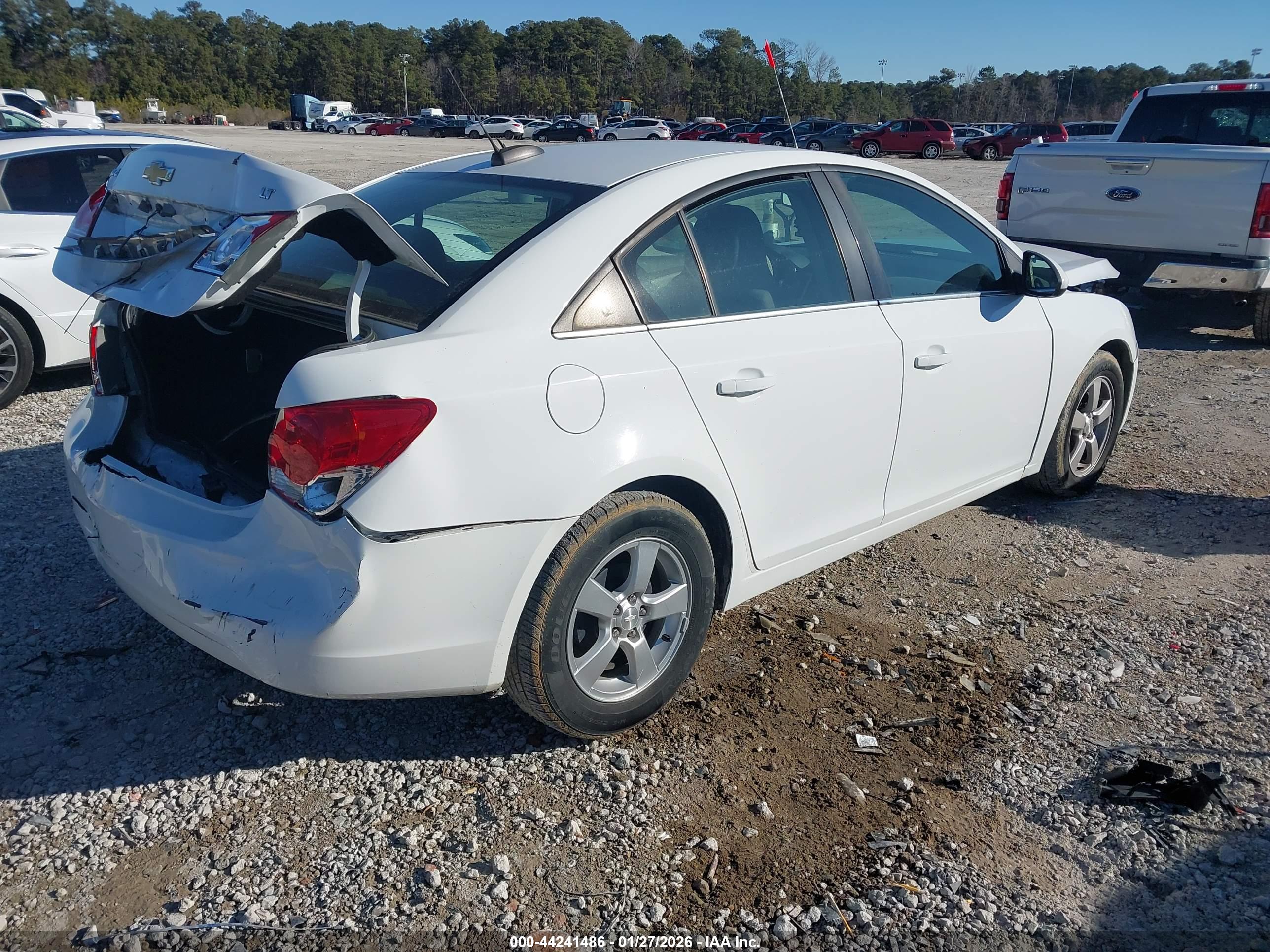 CHEVROLET CRUZE image 4