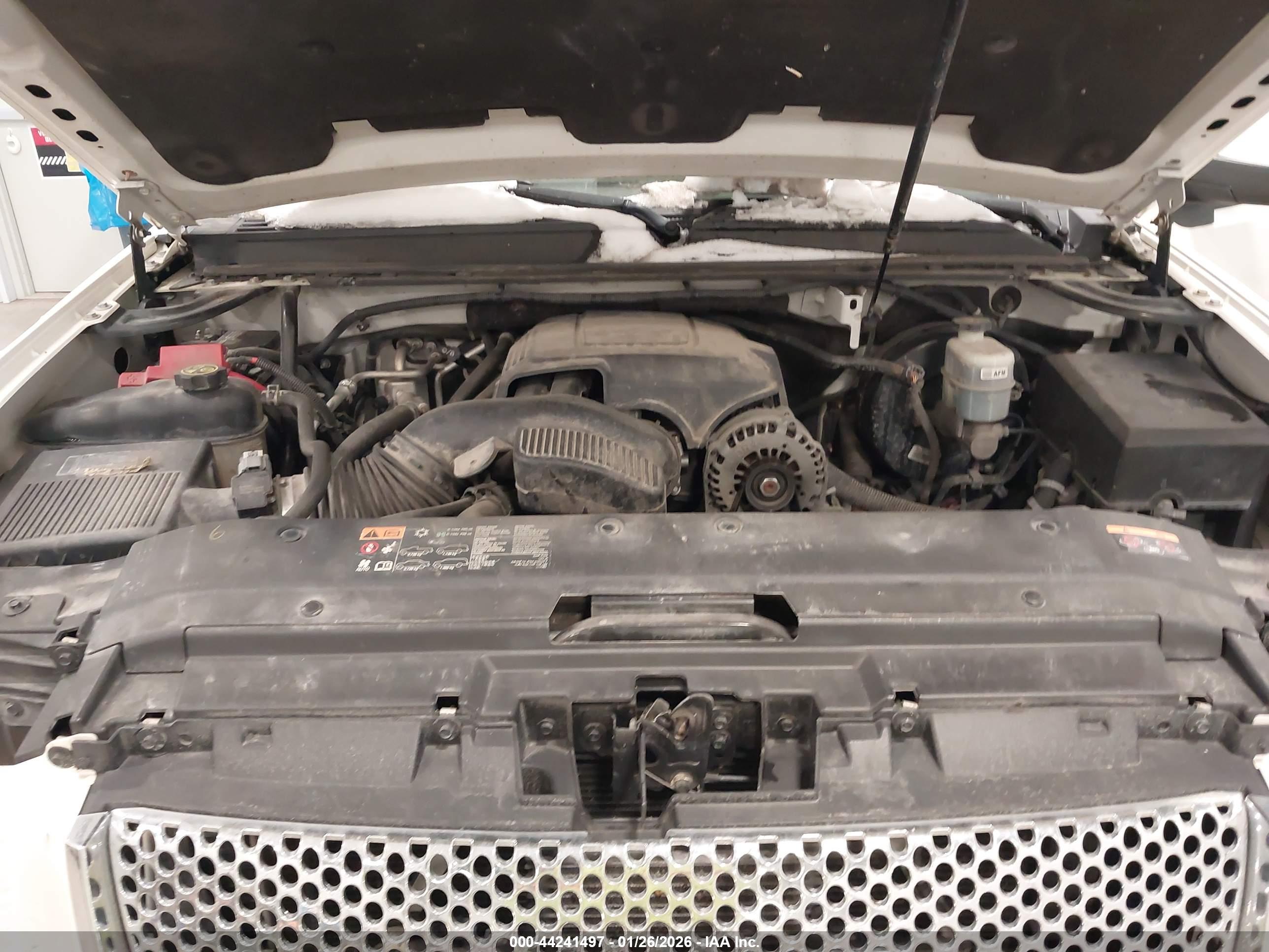 GMC YUKON image 10