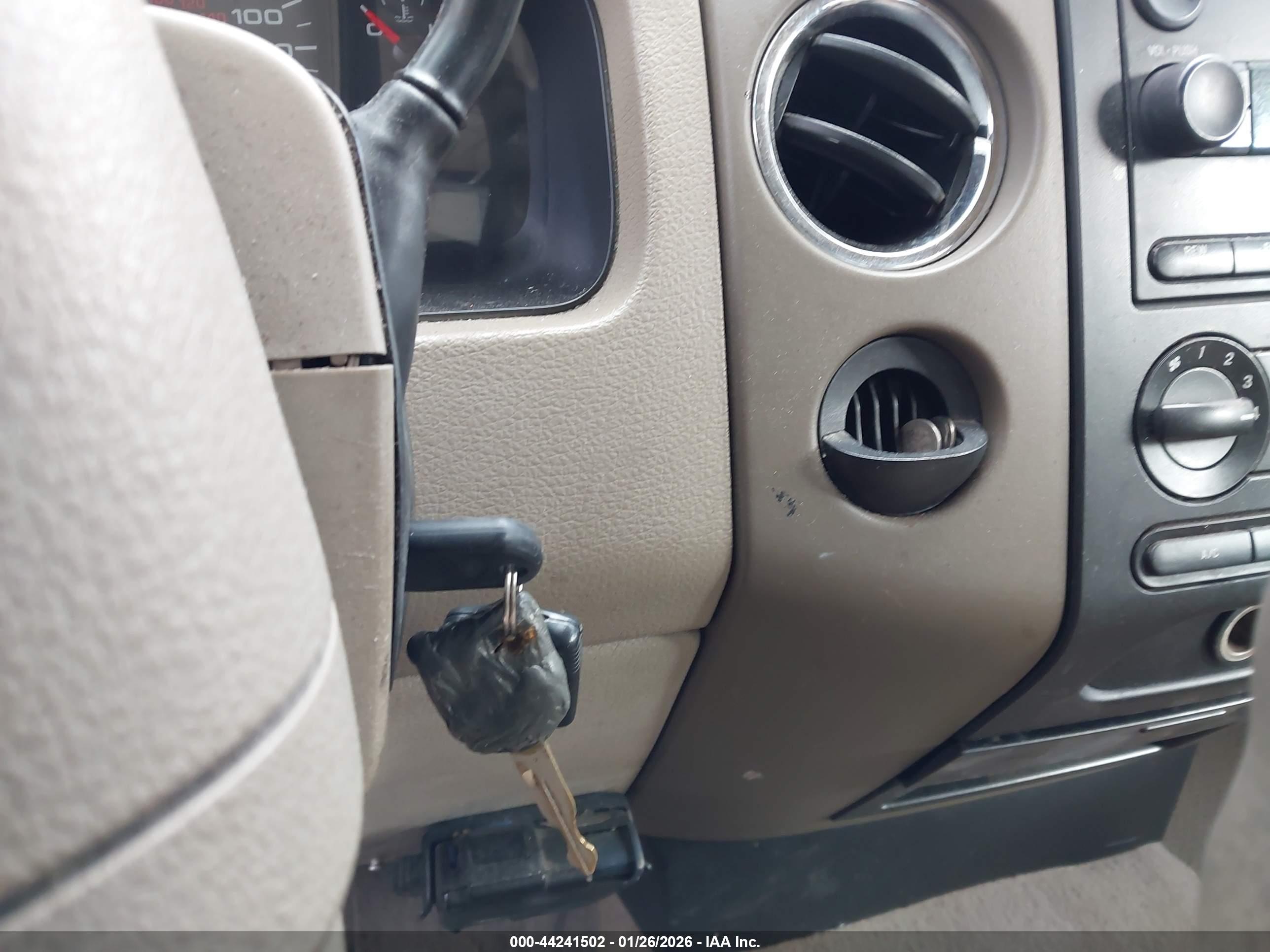 FORD F-150 image 11