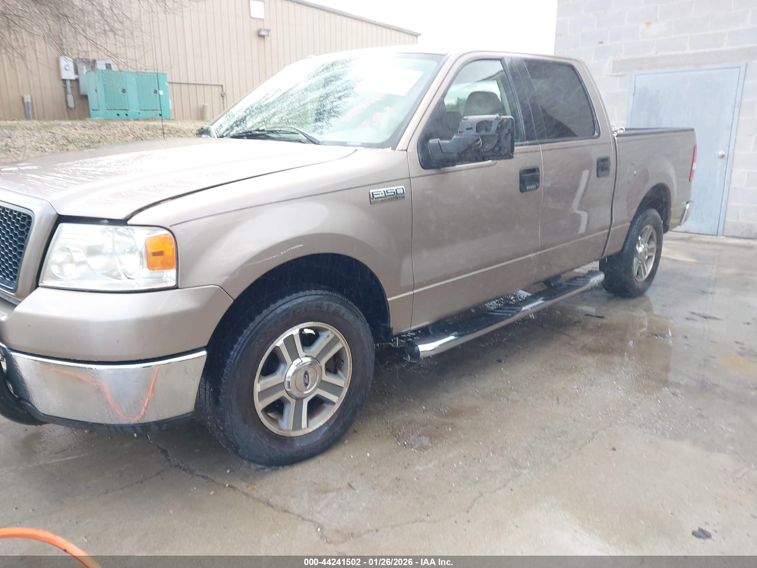 FORD F-150 image 2