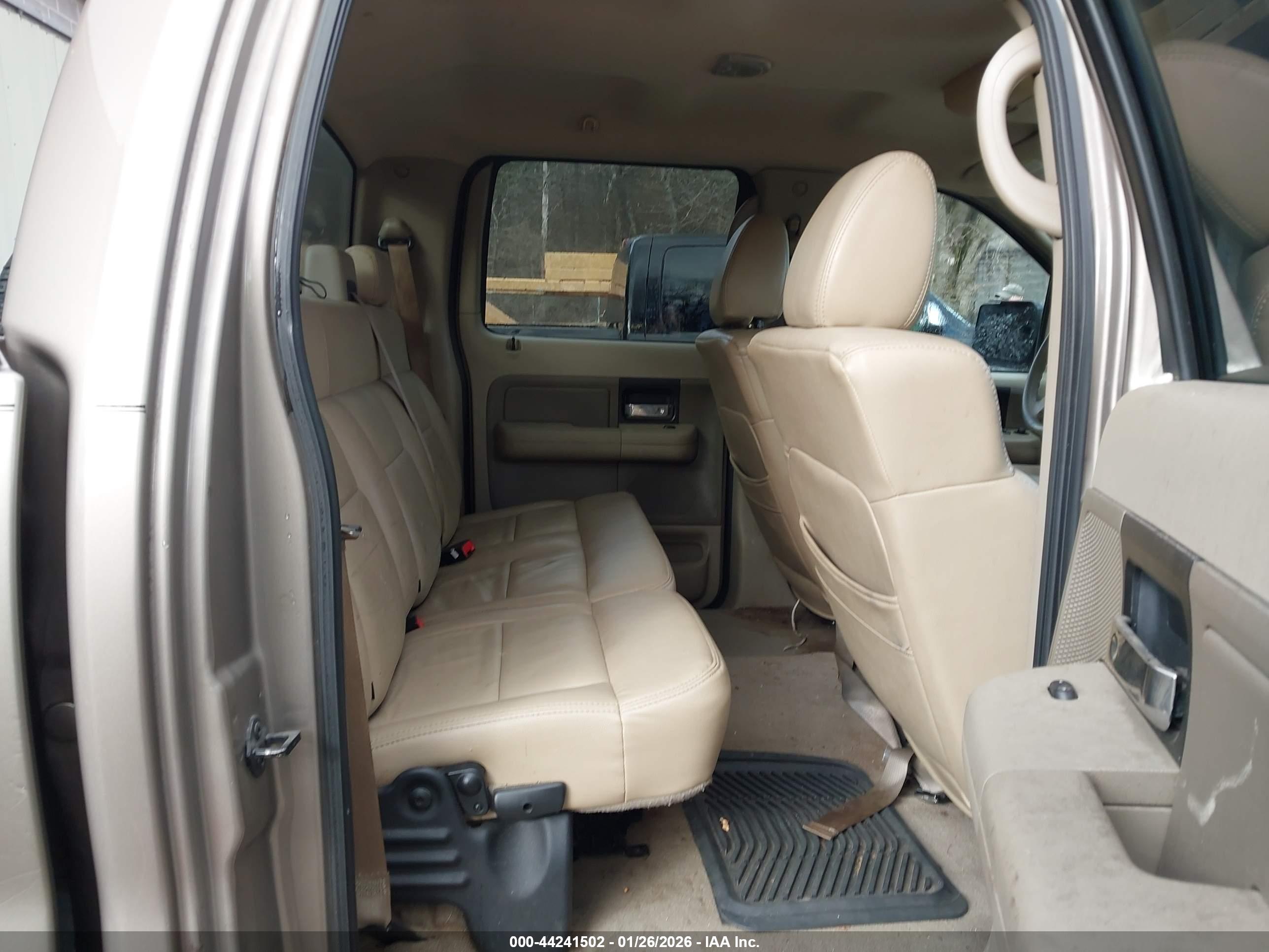 FORD F-150 image 8