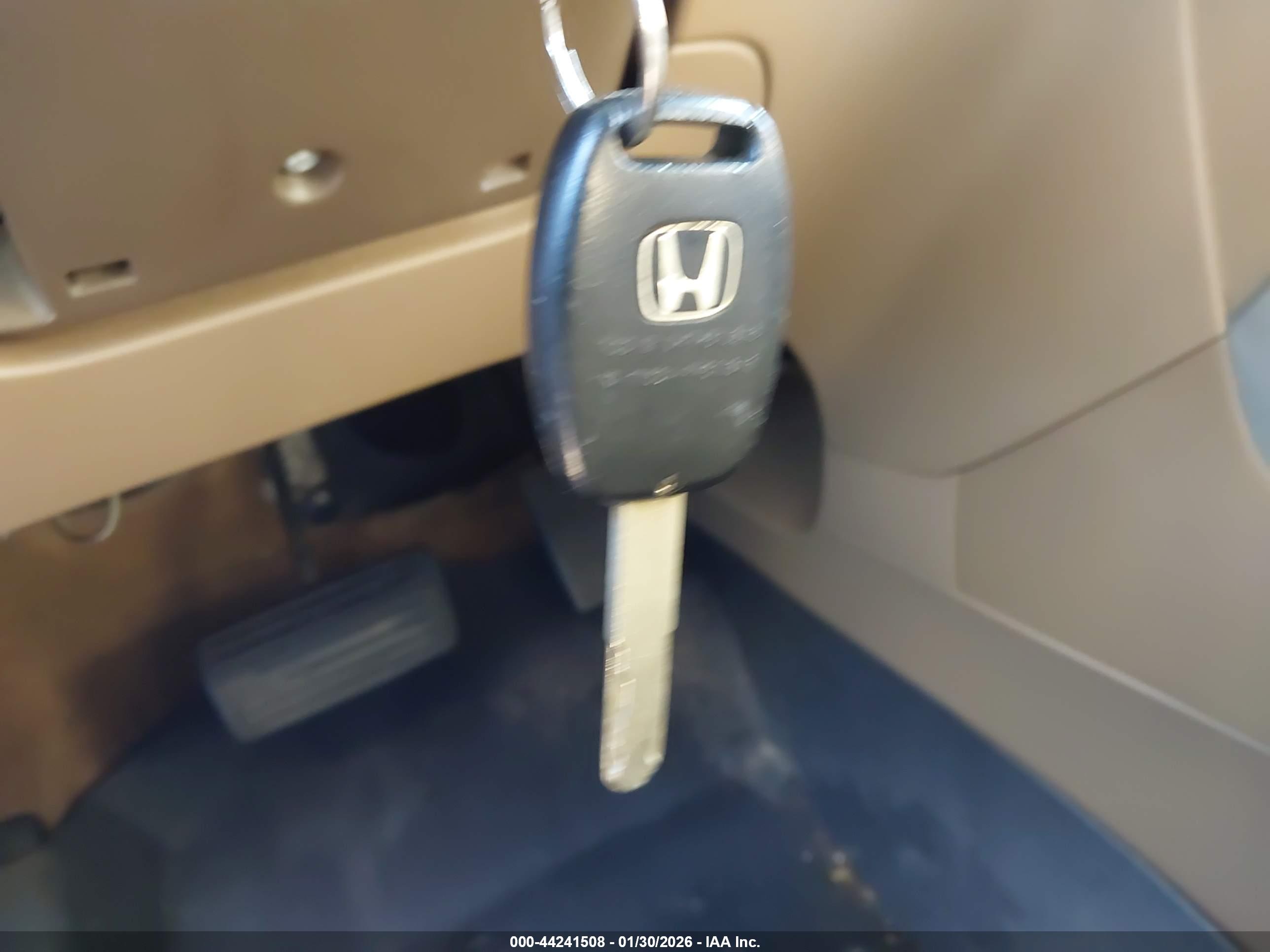 HONDA PILOT image 11