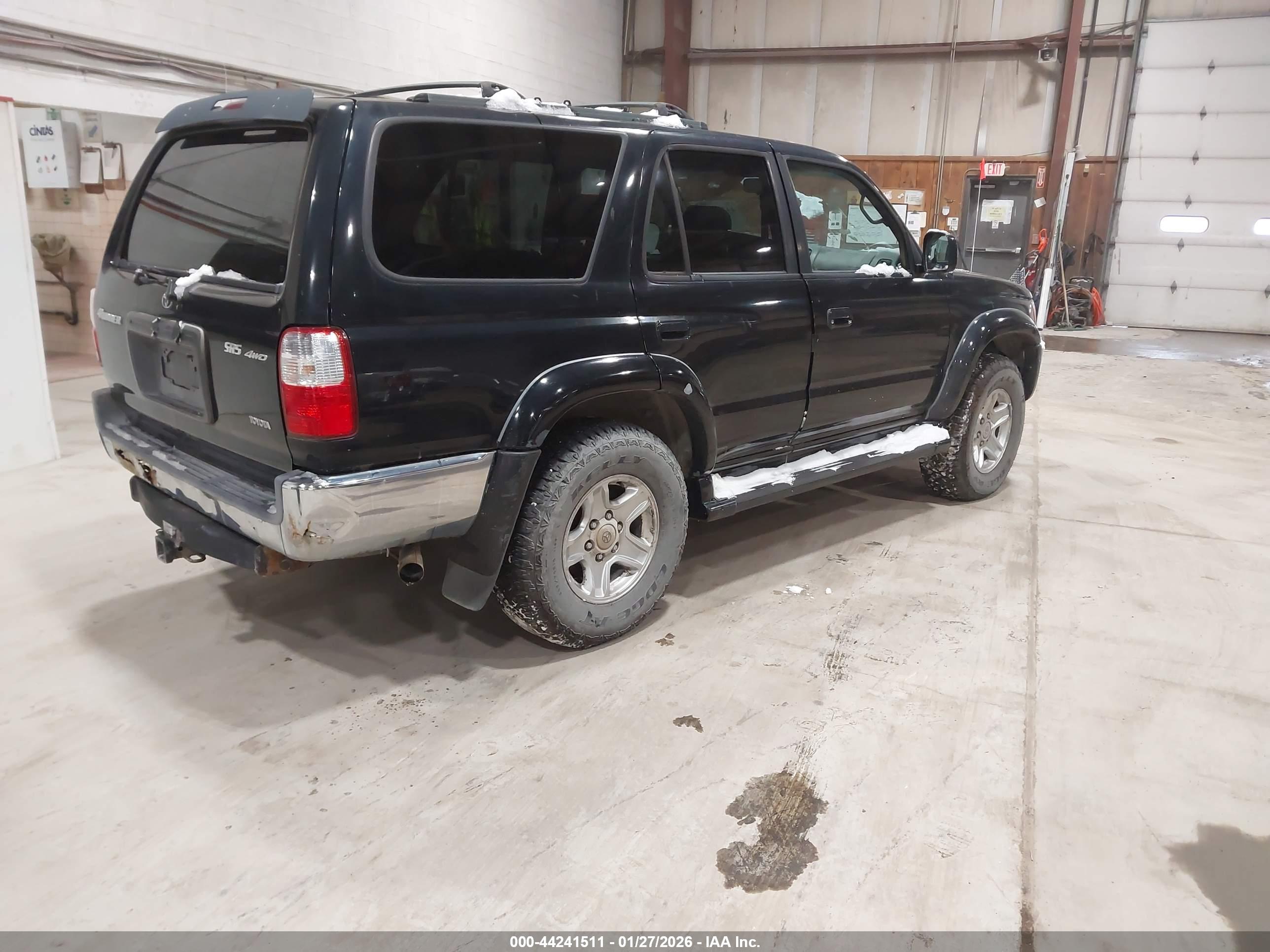 TOYOTA 4RUNNER image 4