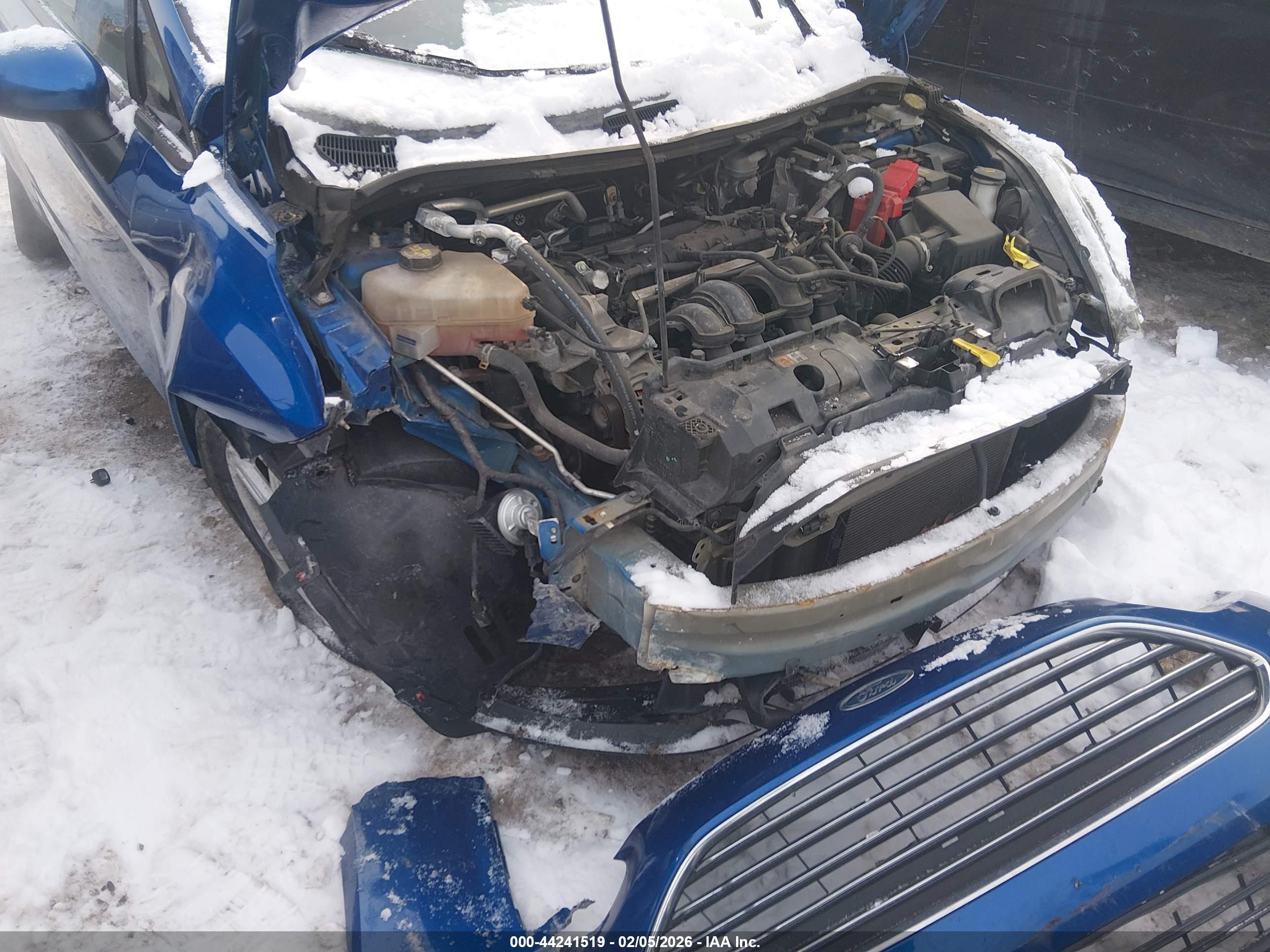 FORD FIESTA image 6