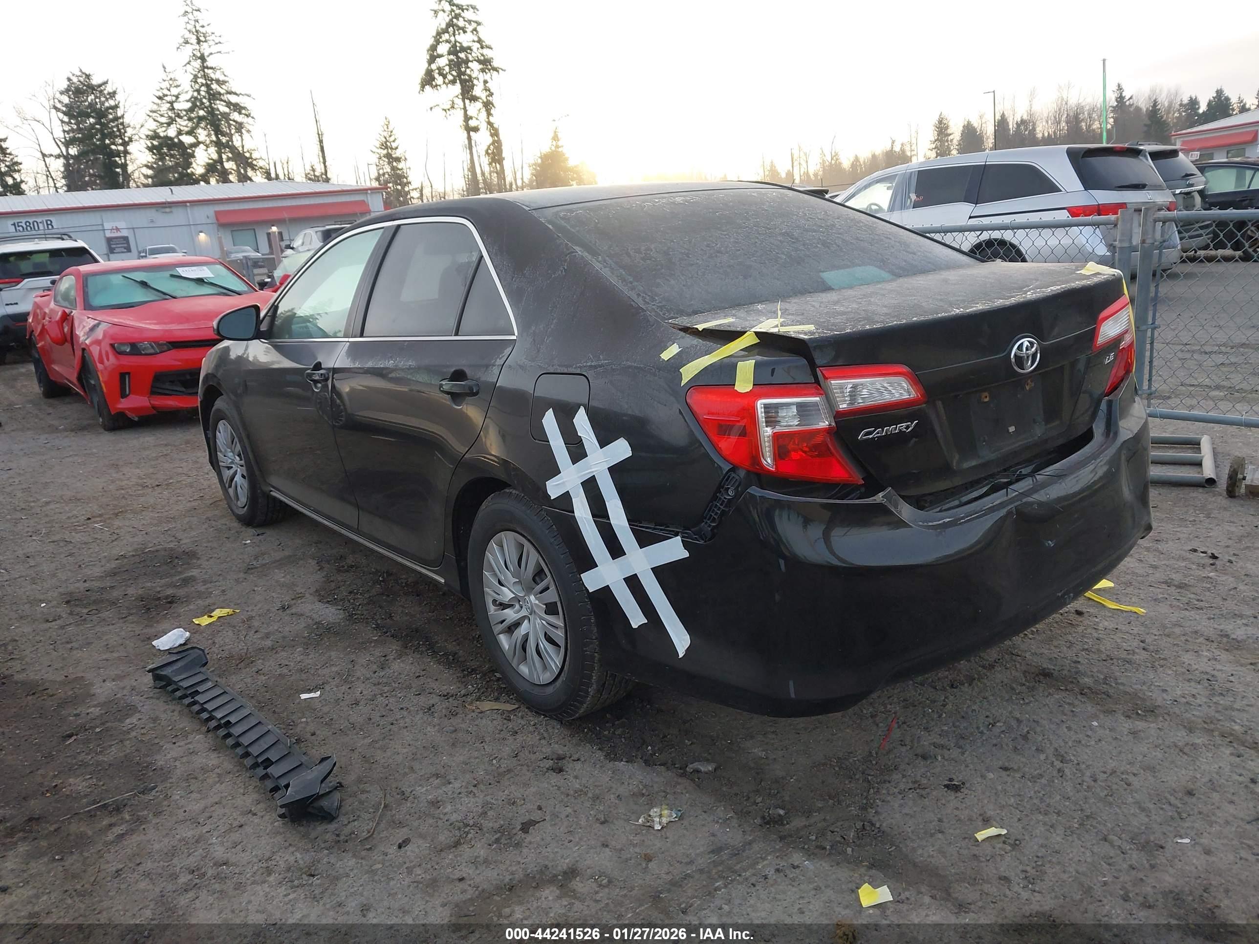TOYOTA CAMRY image 3