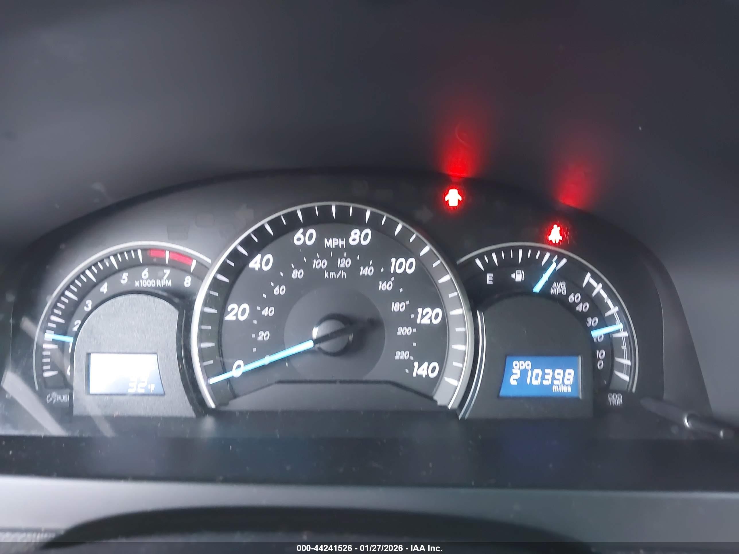 TOYOTA CAMRY image 7