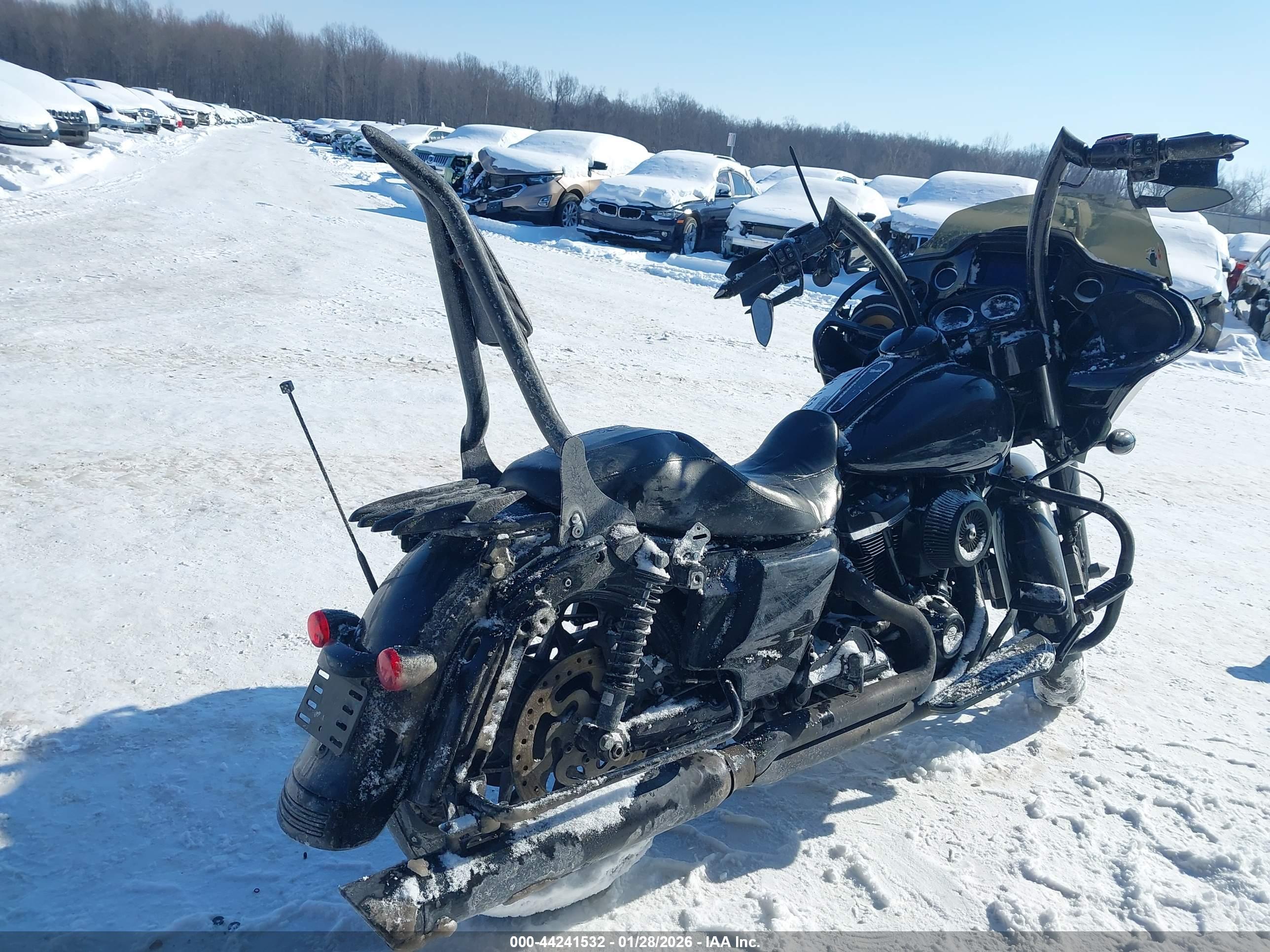 HARLEY-DAVIDSON FLTRXS image 4