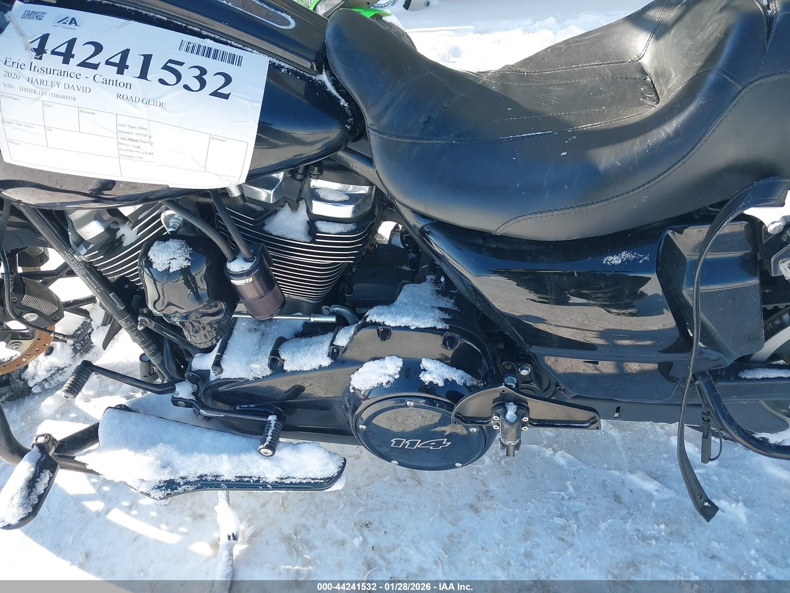 HARLEY-DAVIDSON FLTRXS image 9