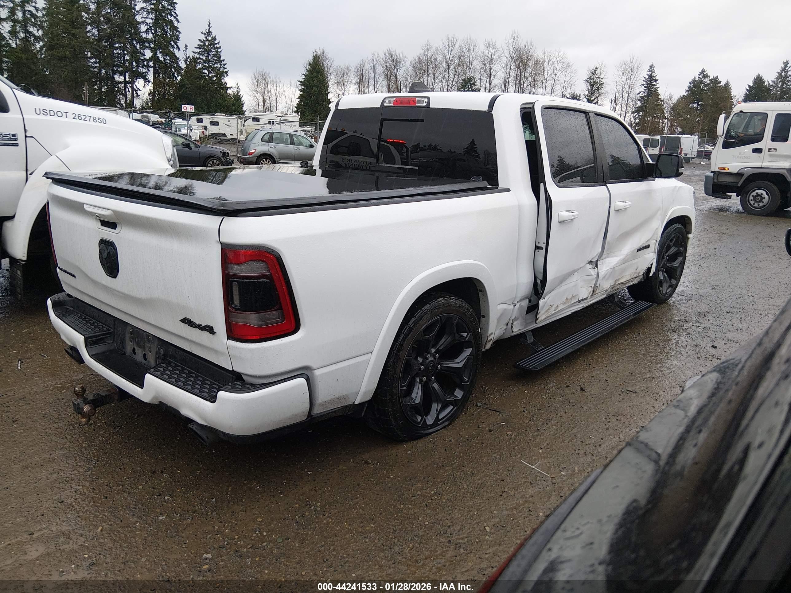 RAM 1500 image 4