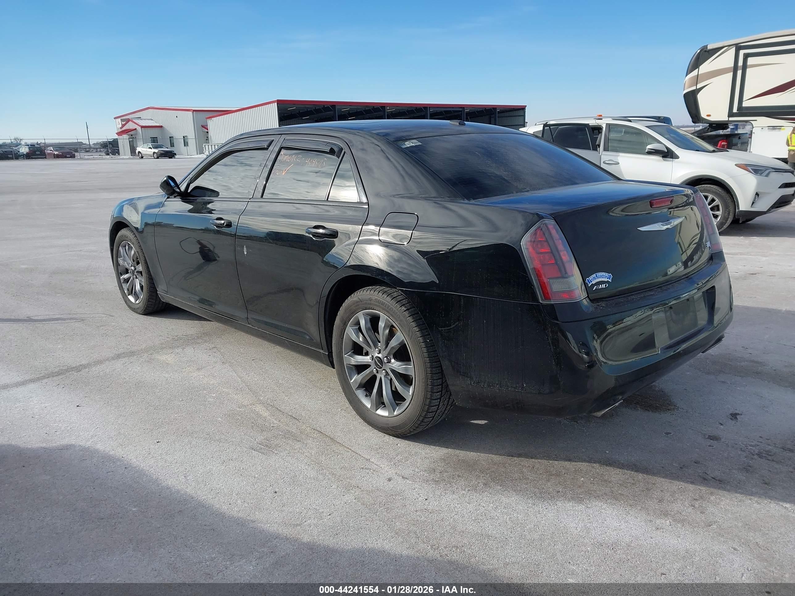 CHRYSLER 300 image 3