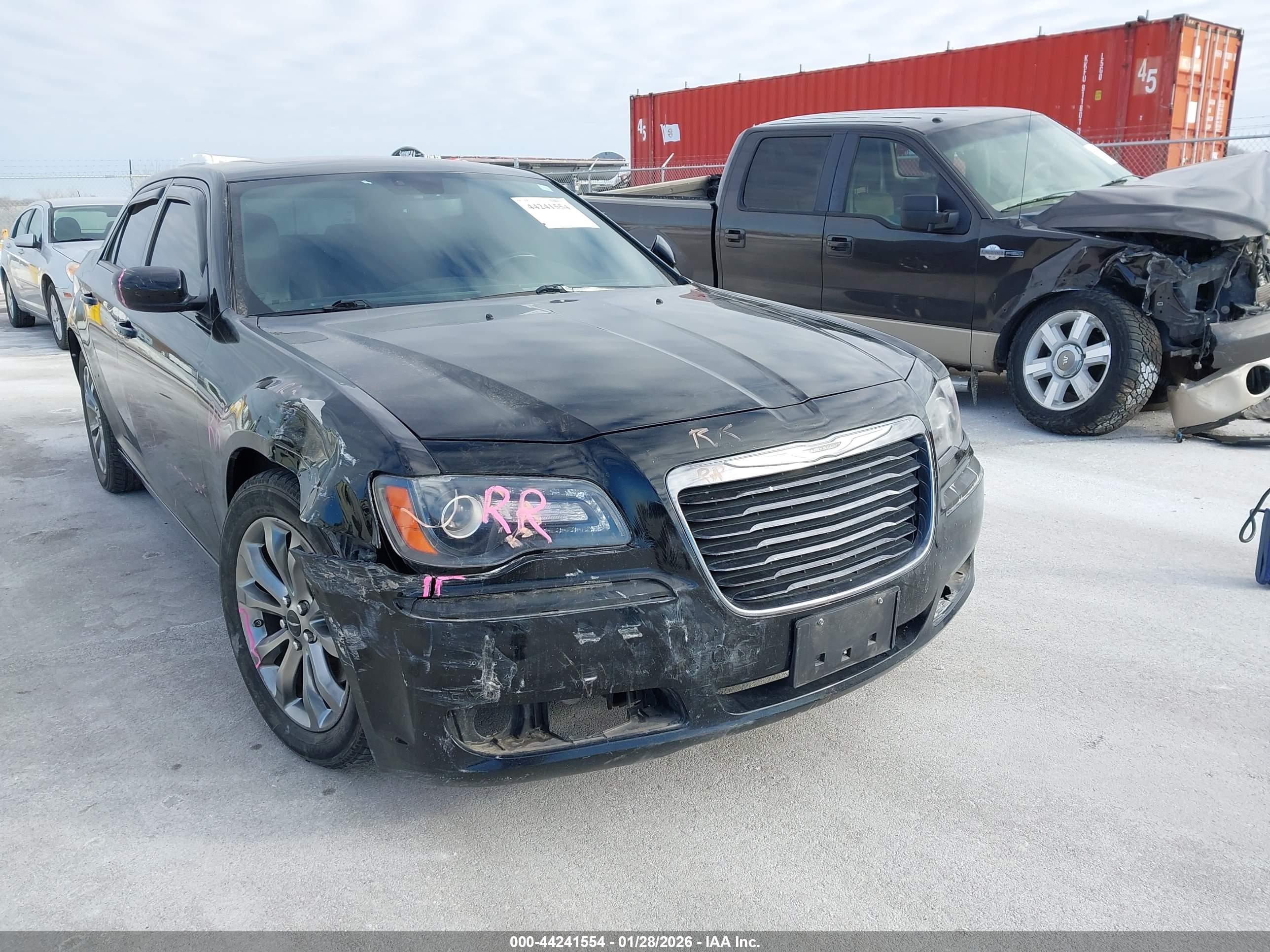 CHRYSLER 300 image 6