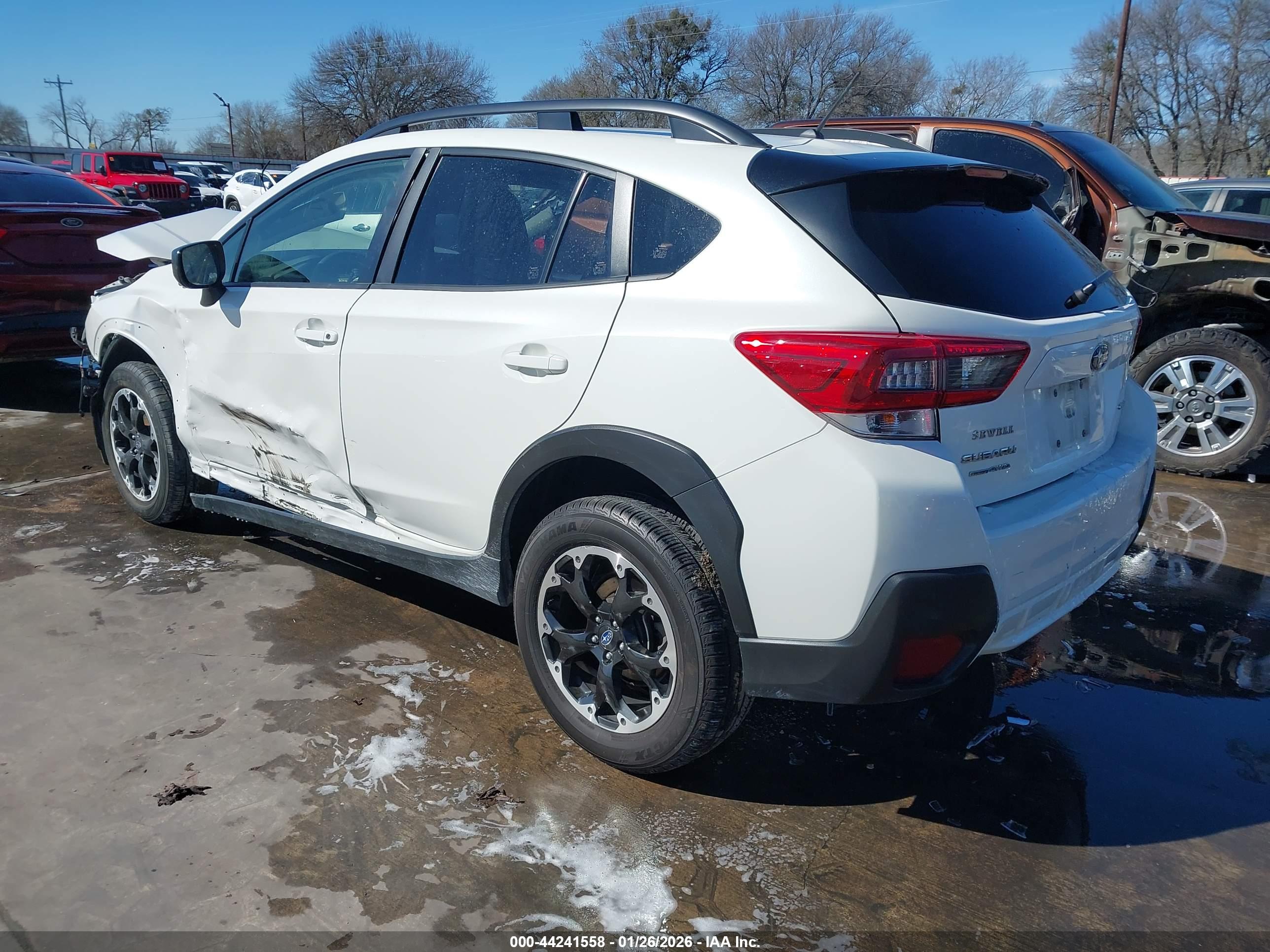 SUBARU CROSSTREK image 3