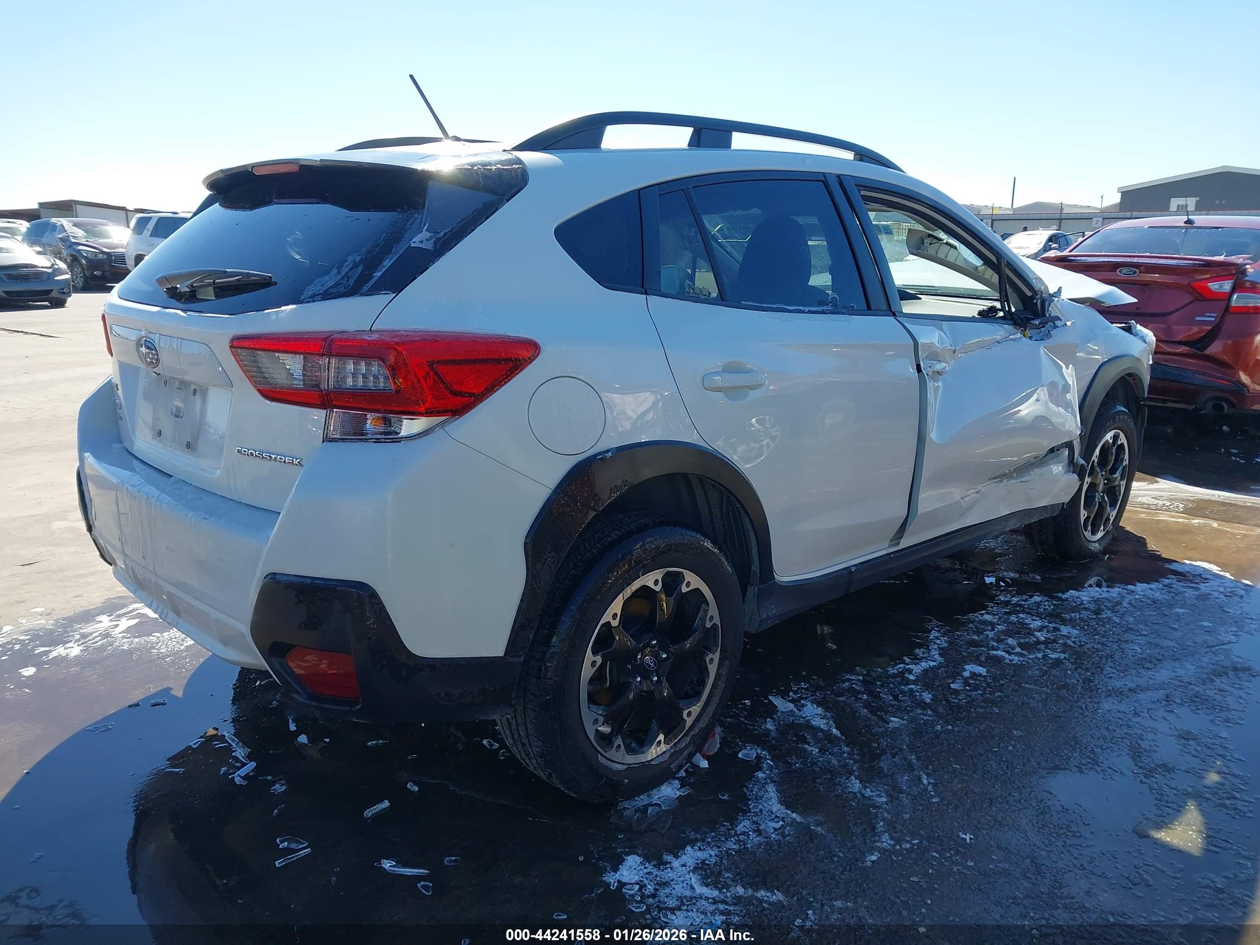 SUBARU CROSSTREK image 4