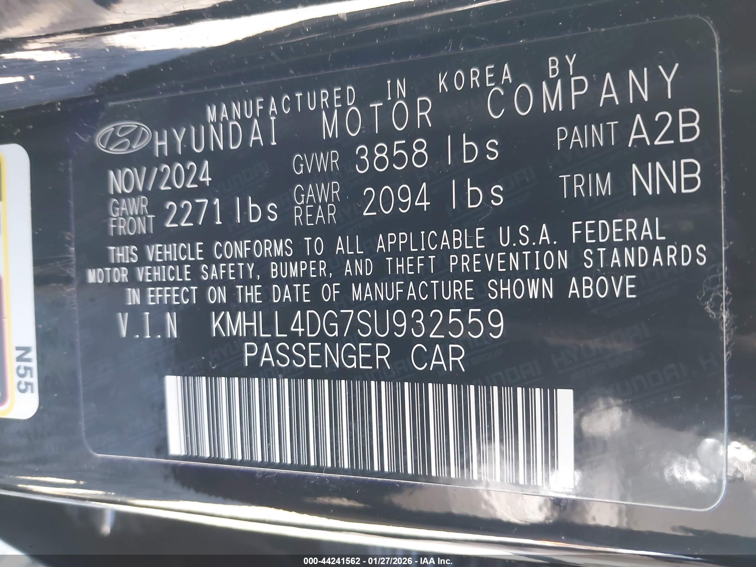 HYUNDAI ELANTRA image 9