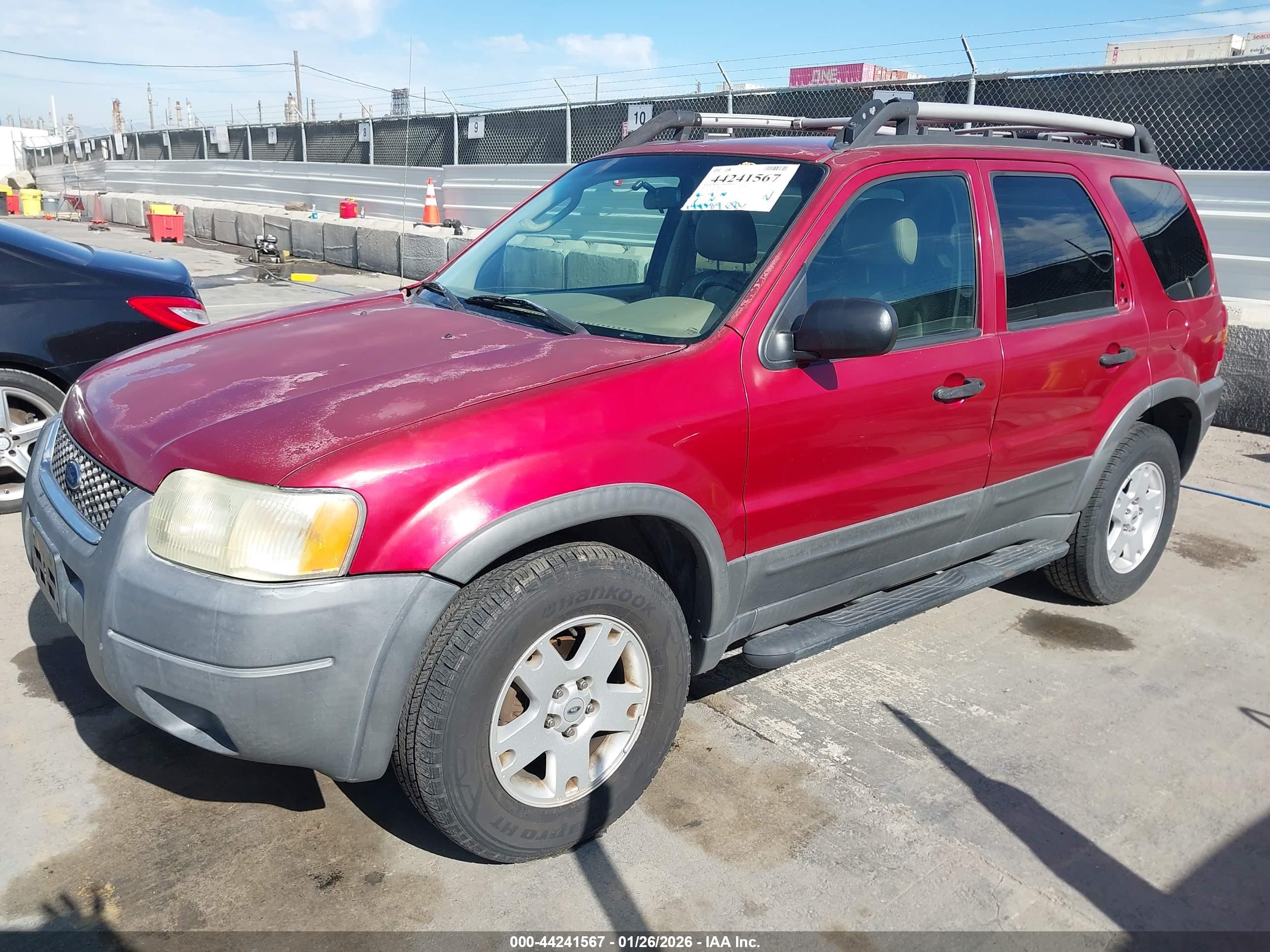 FORD ESCAPE image 2