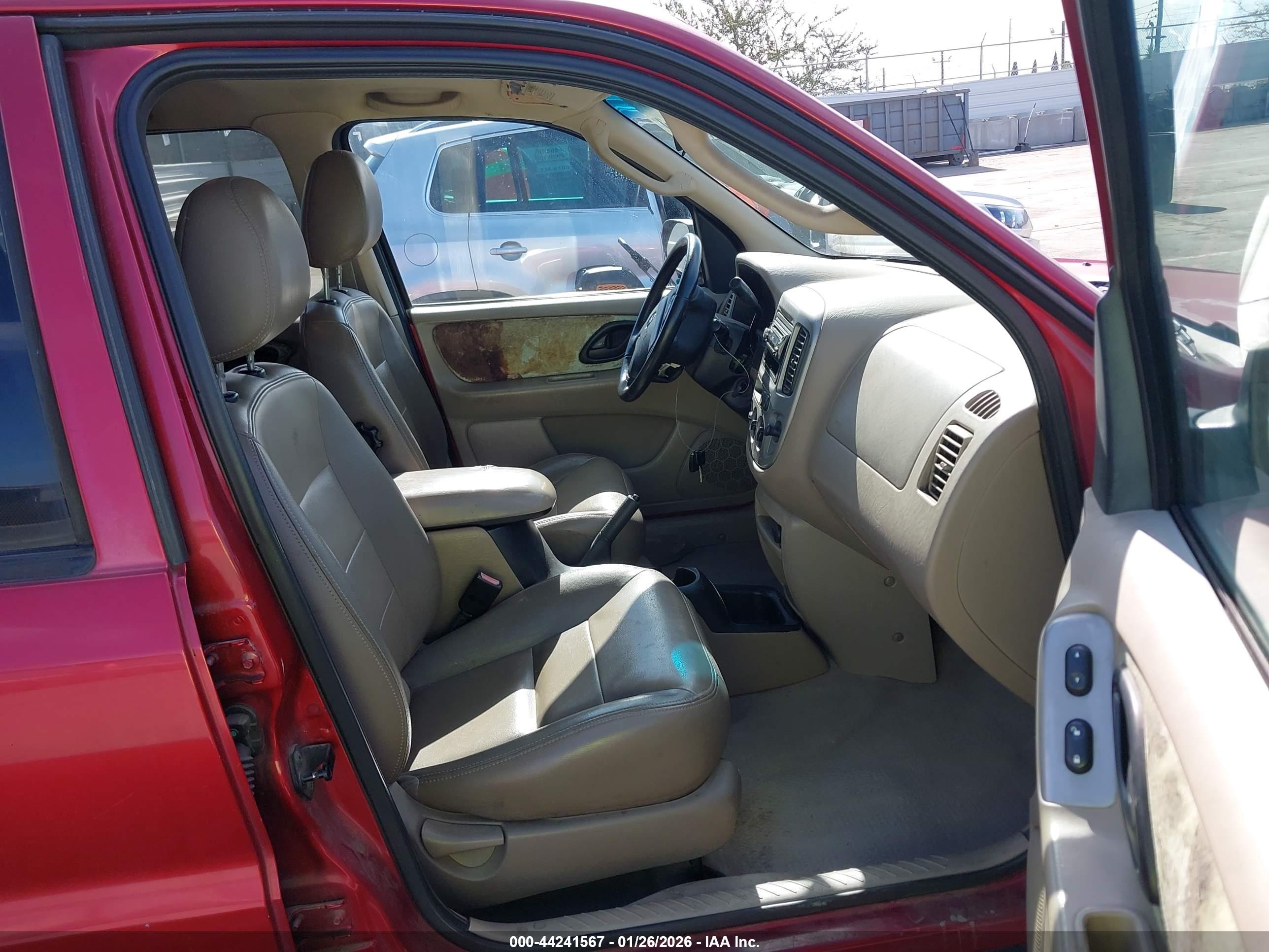 FORD ESCAPE image 5
