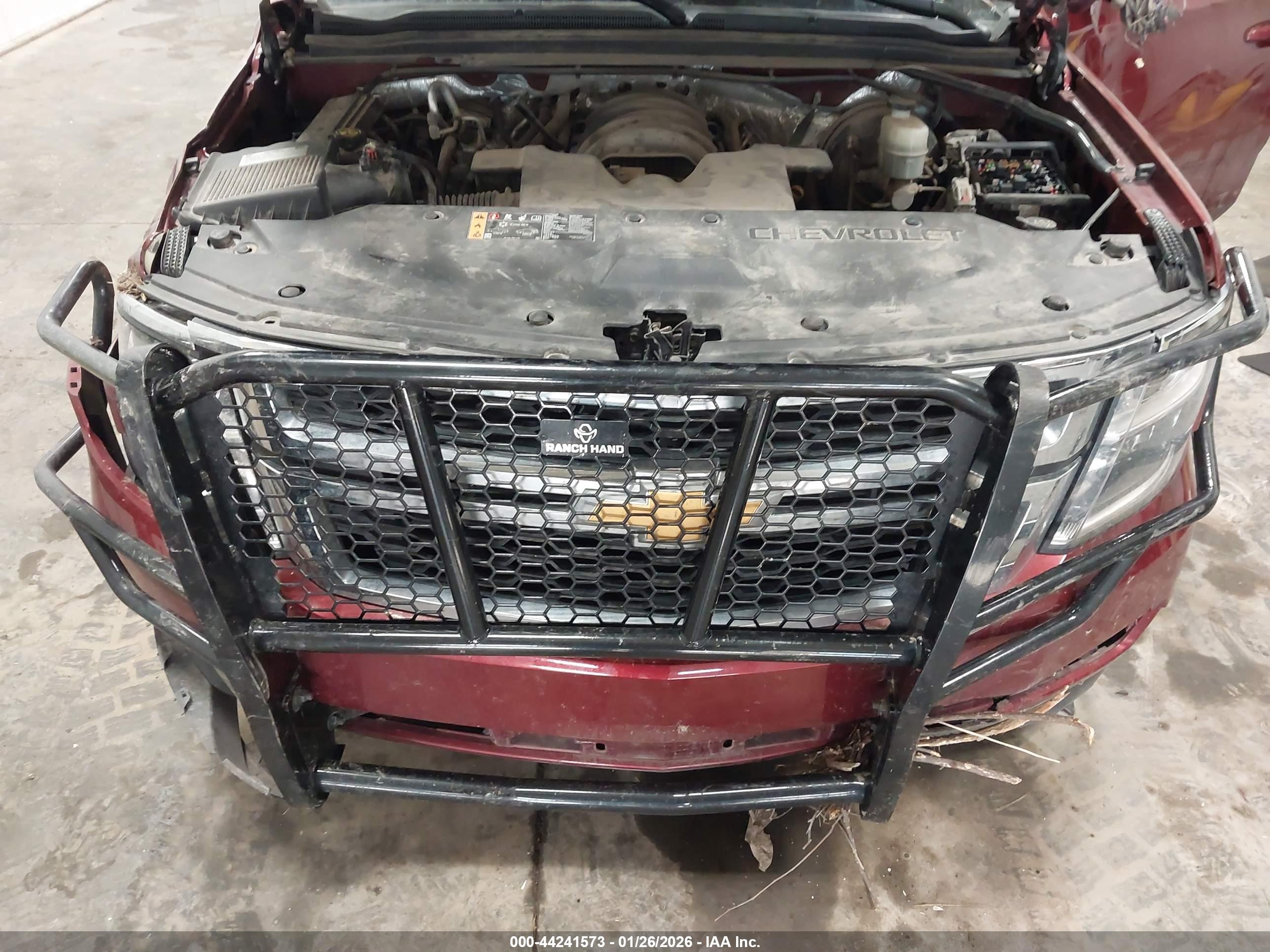 CHEVROLET SUBURBAN image 10