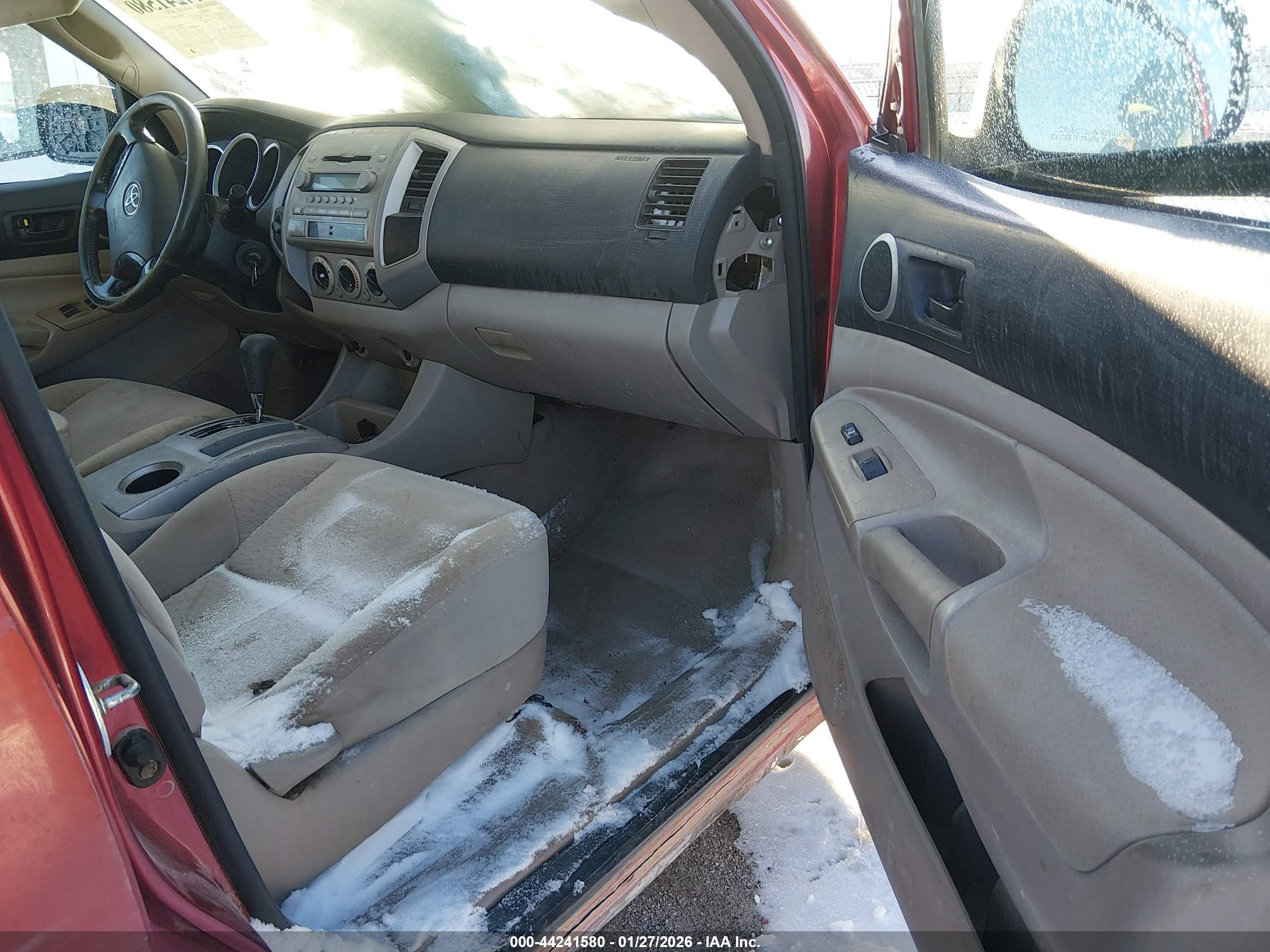 TOYOTA TACOMA image 5