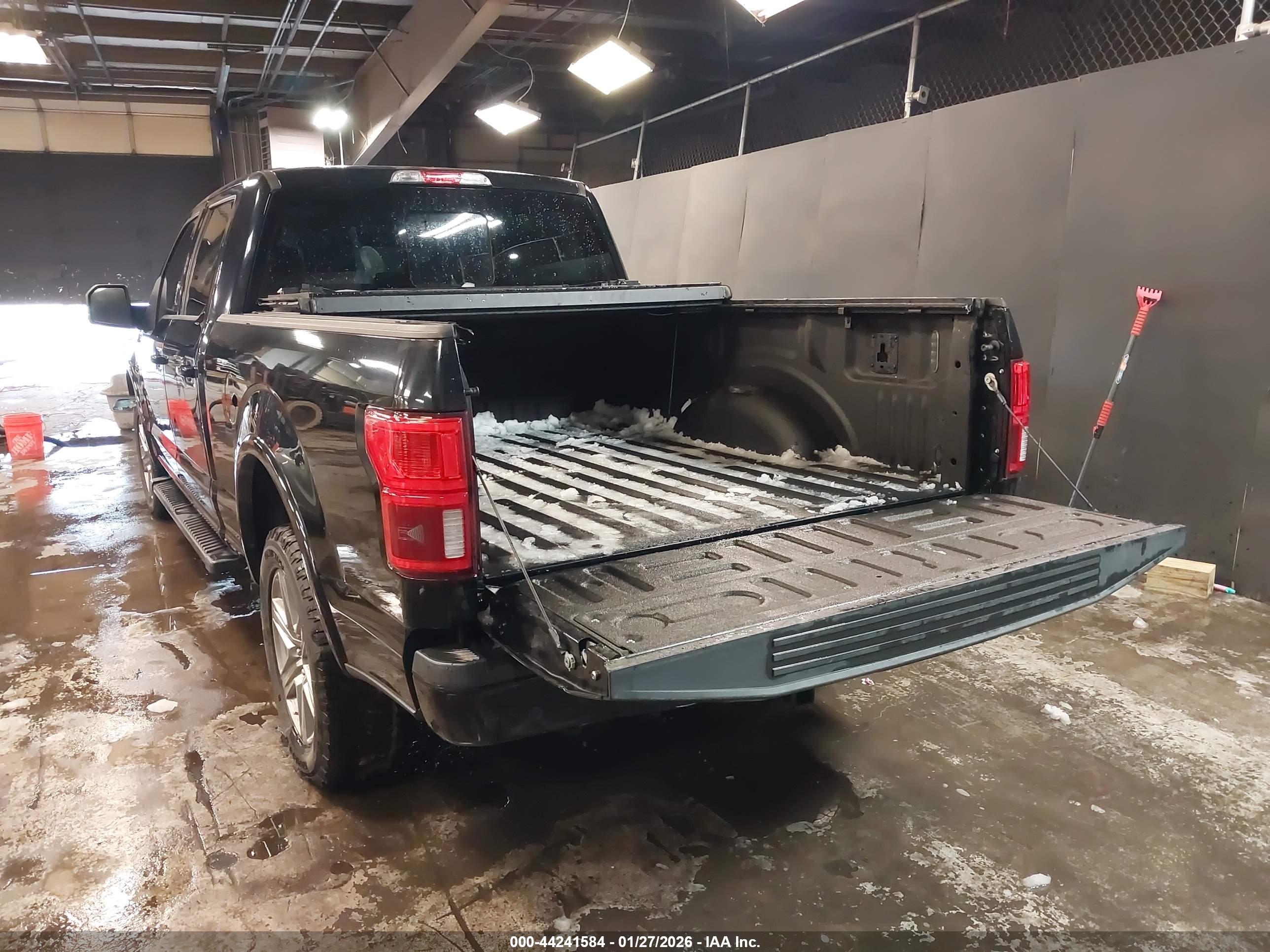 FORD F-150 image 3