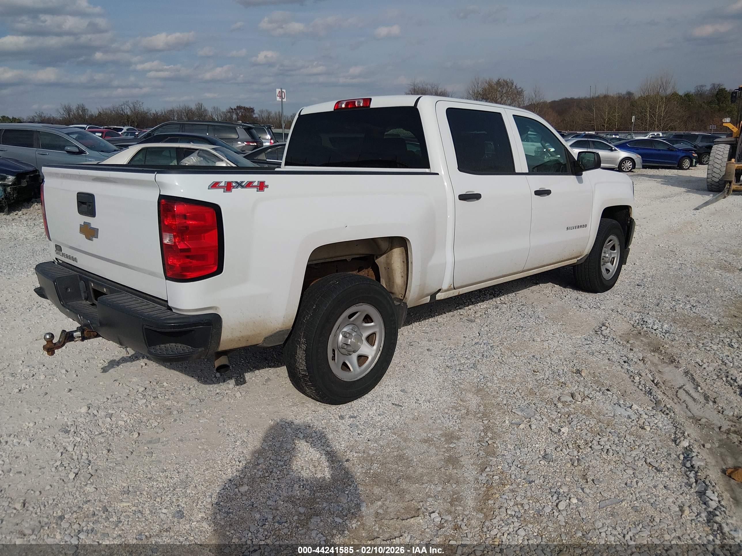 CHEVROLET SILVERADO image 4