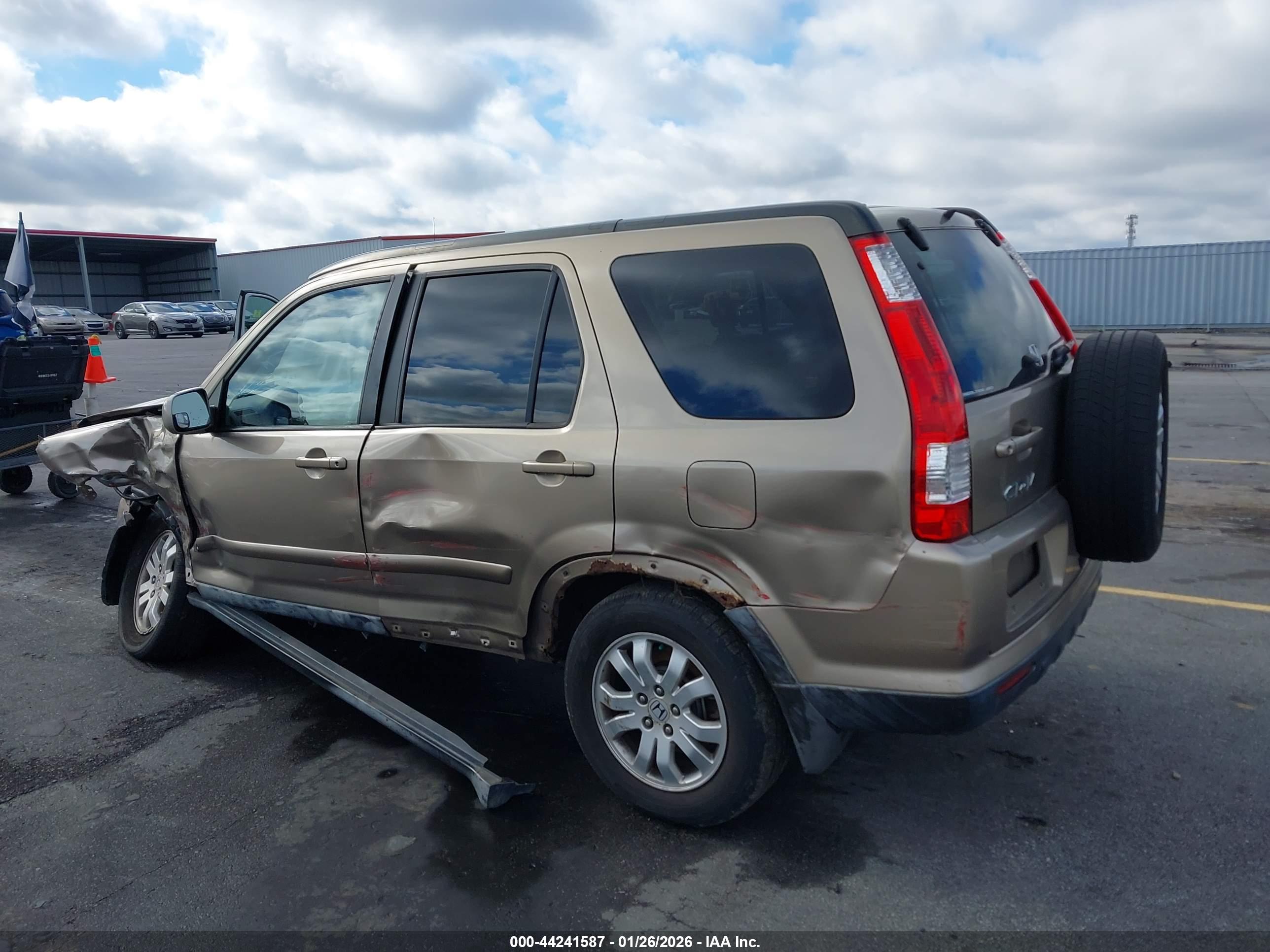 HONDA CR-V image 3