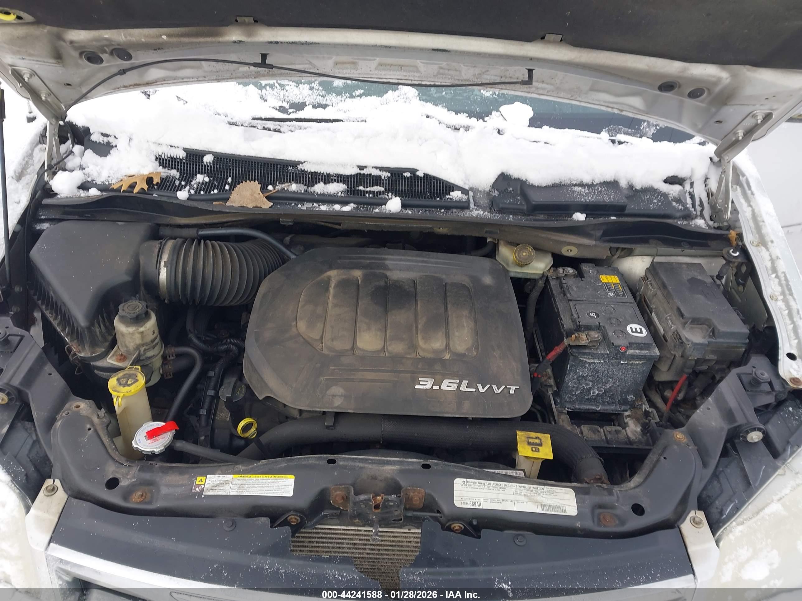 CHRYSLER TOWN image 10