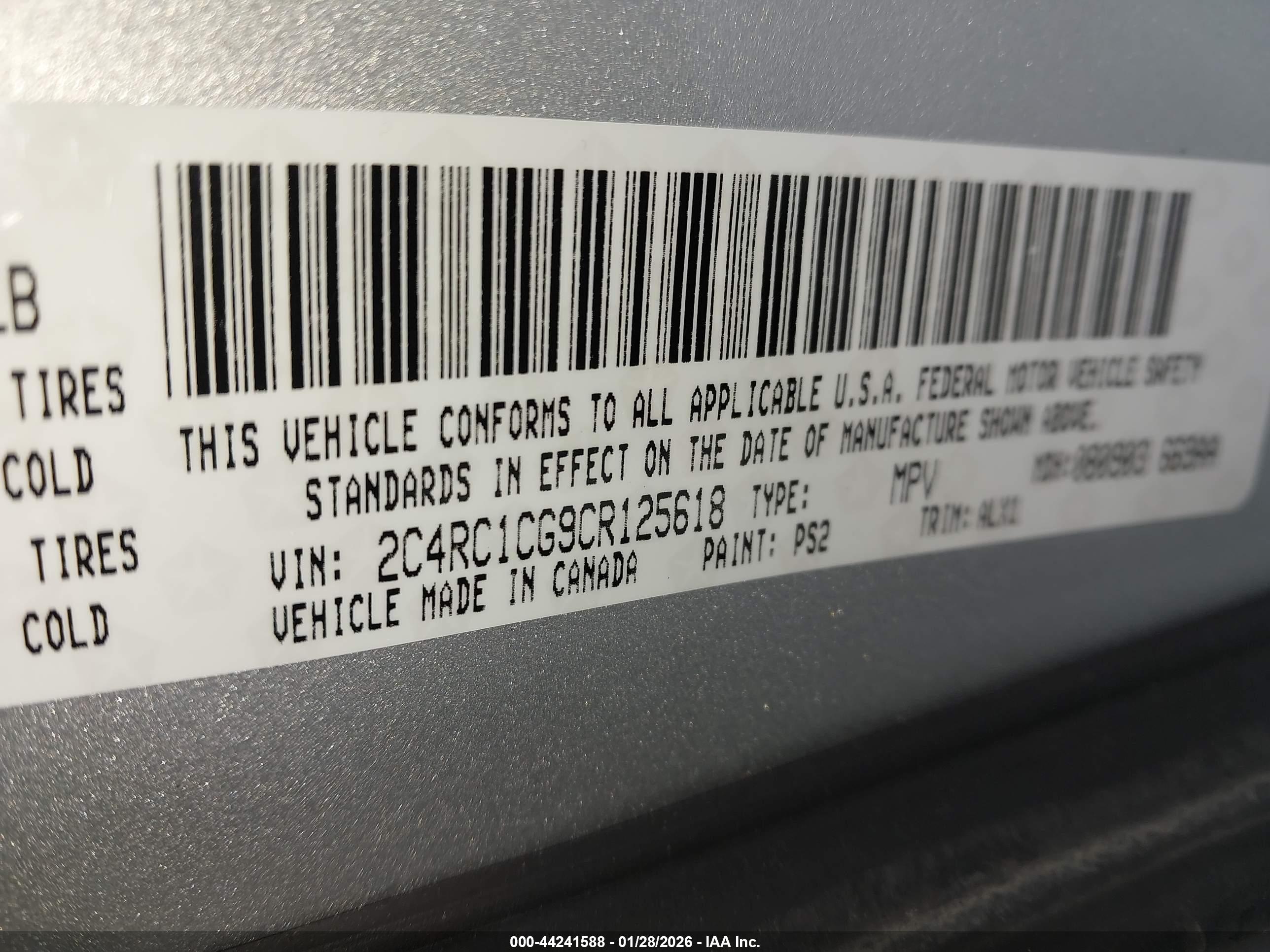 CHRYSLER TOWN image 9