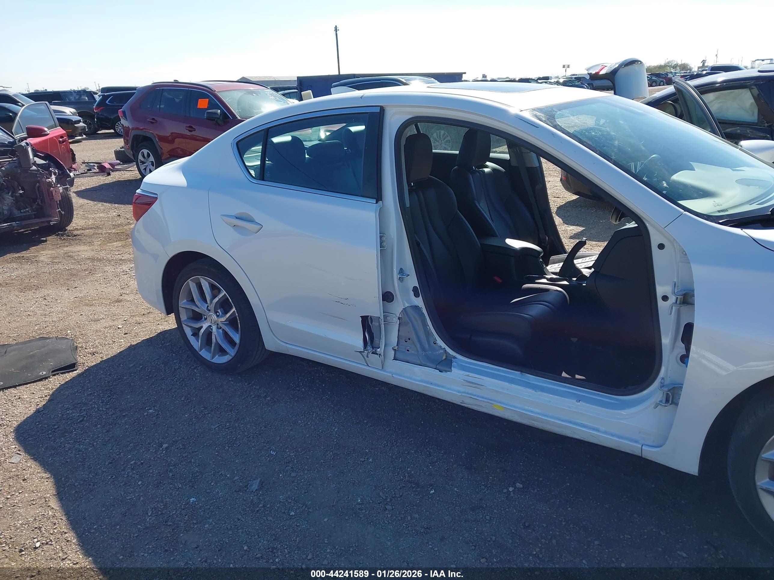ACURA ILX image 6