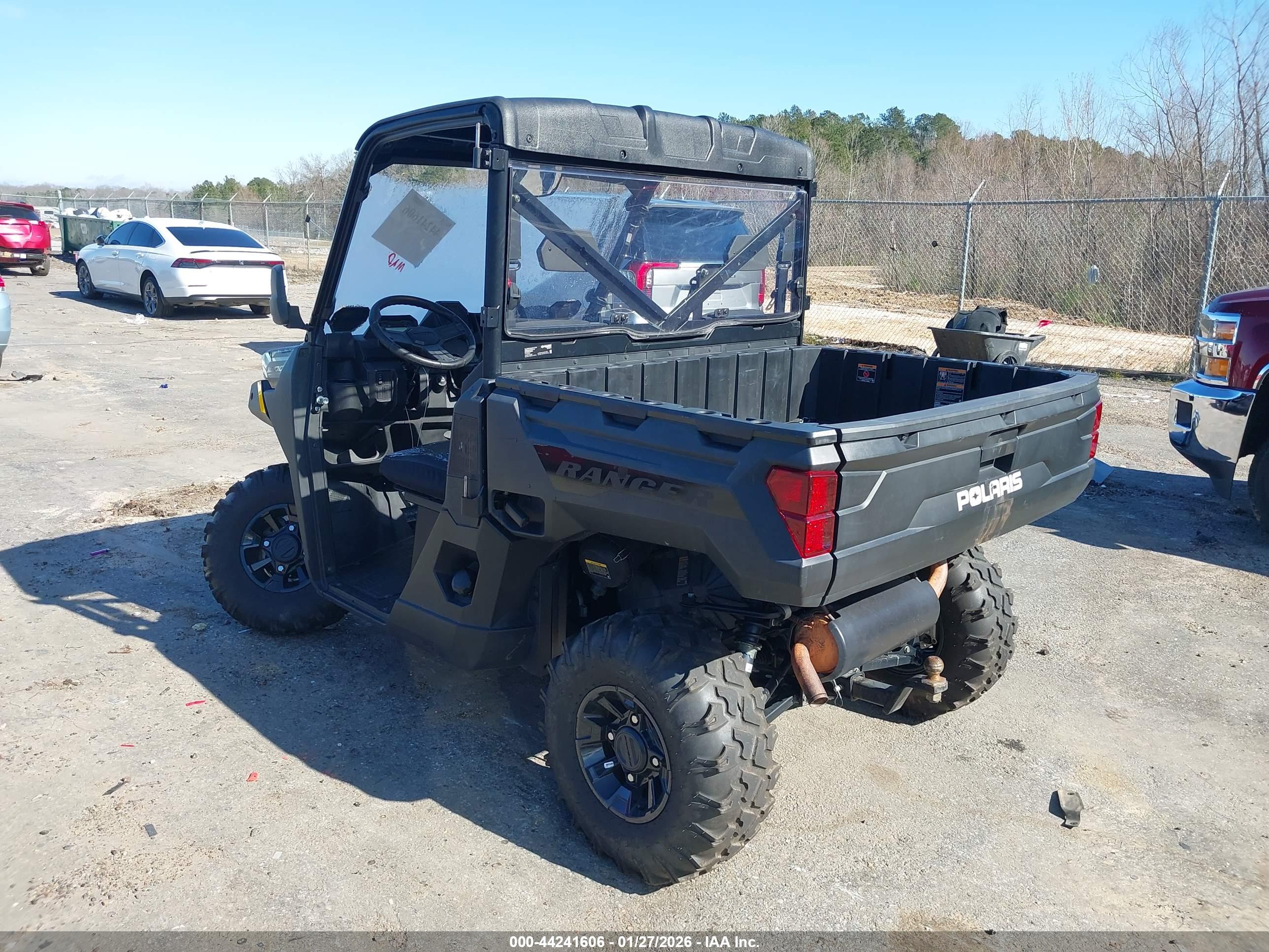 POLARIS RANGER image 3