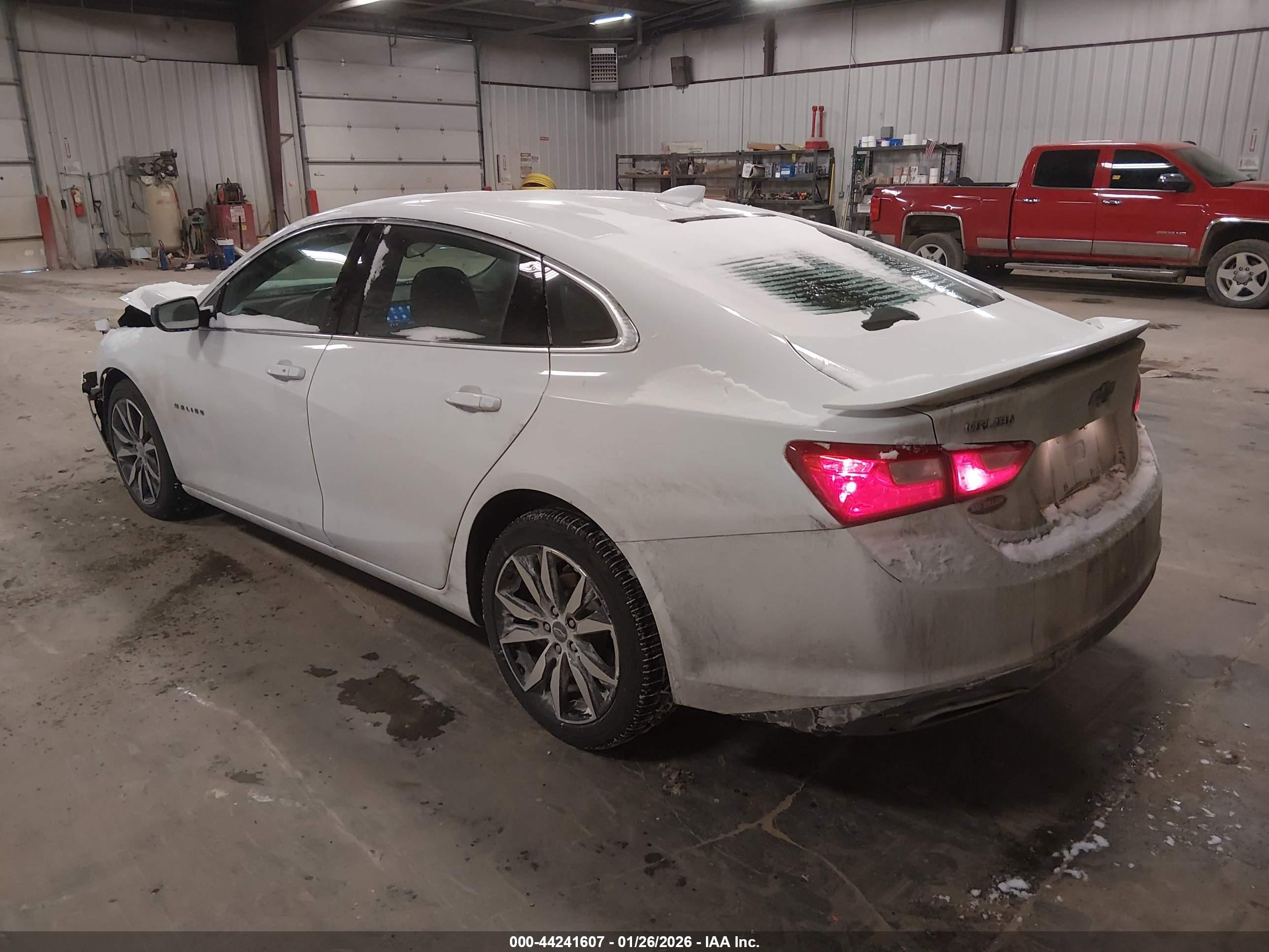 CHEVROLET MALIBU image 3