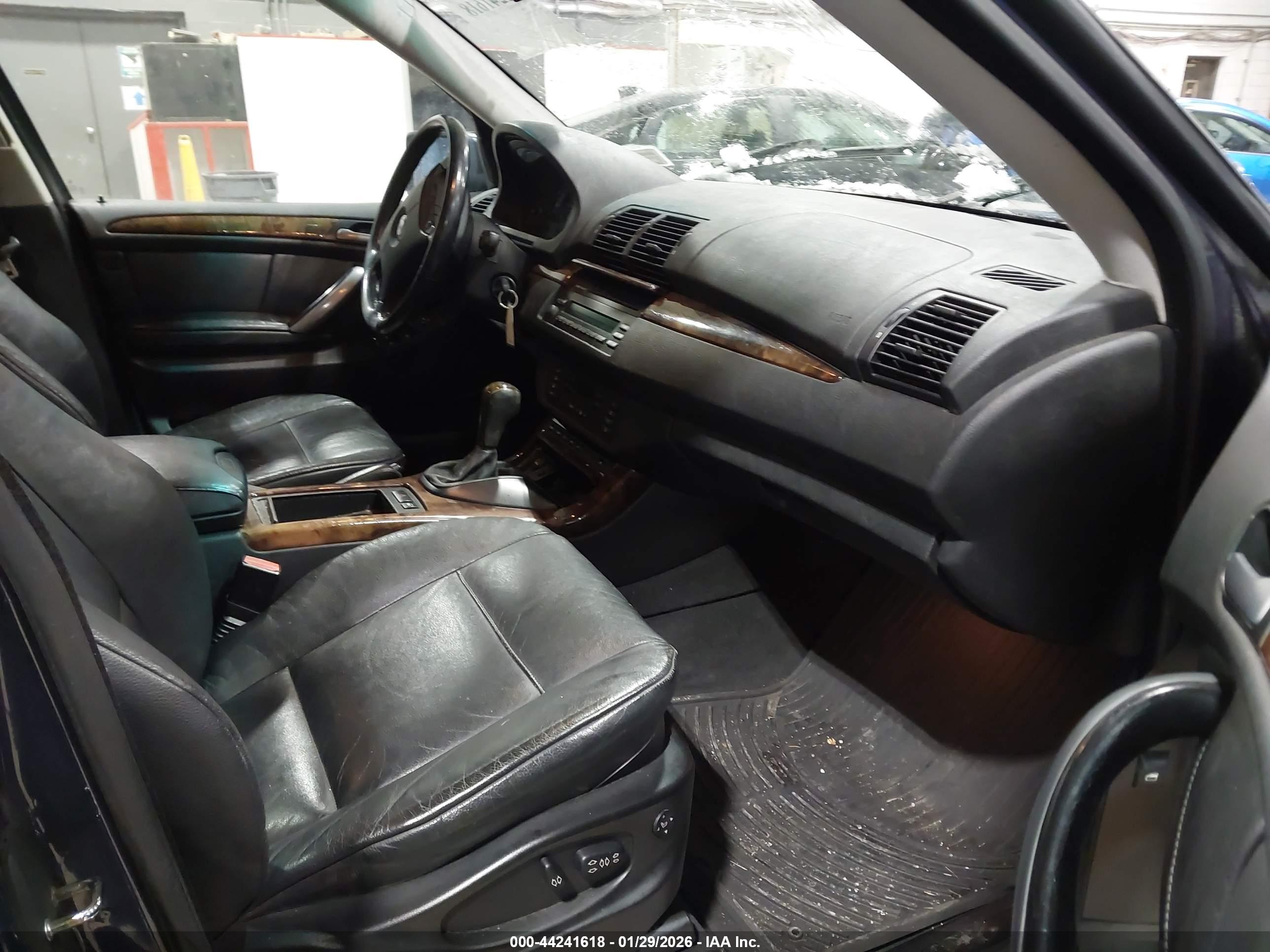 BMW X5 image 5