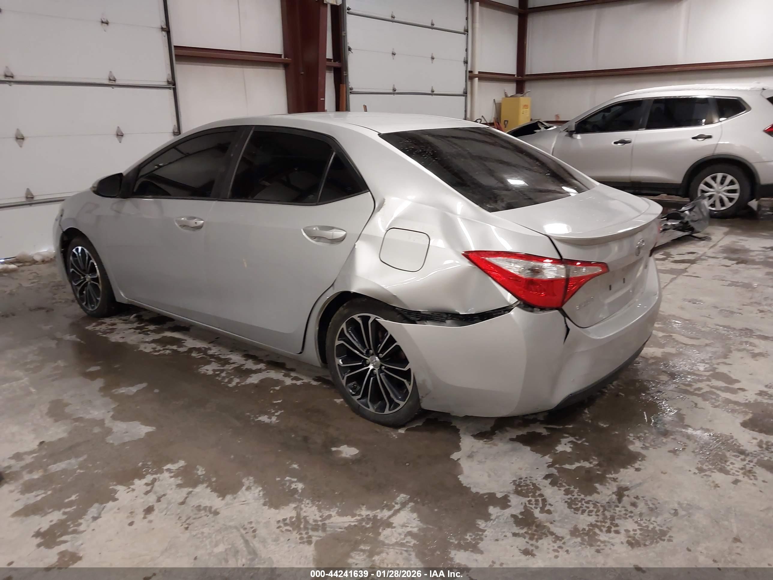 TOYOTA COROLLA image 3