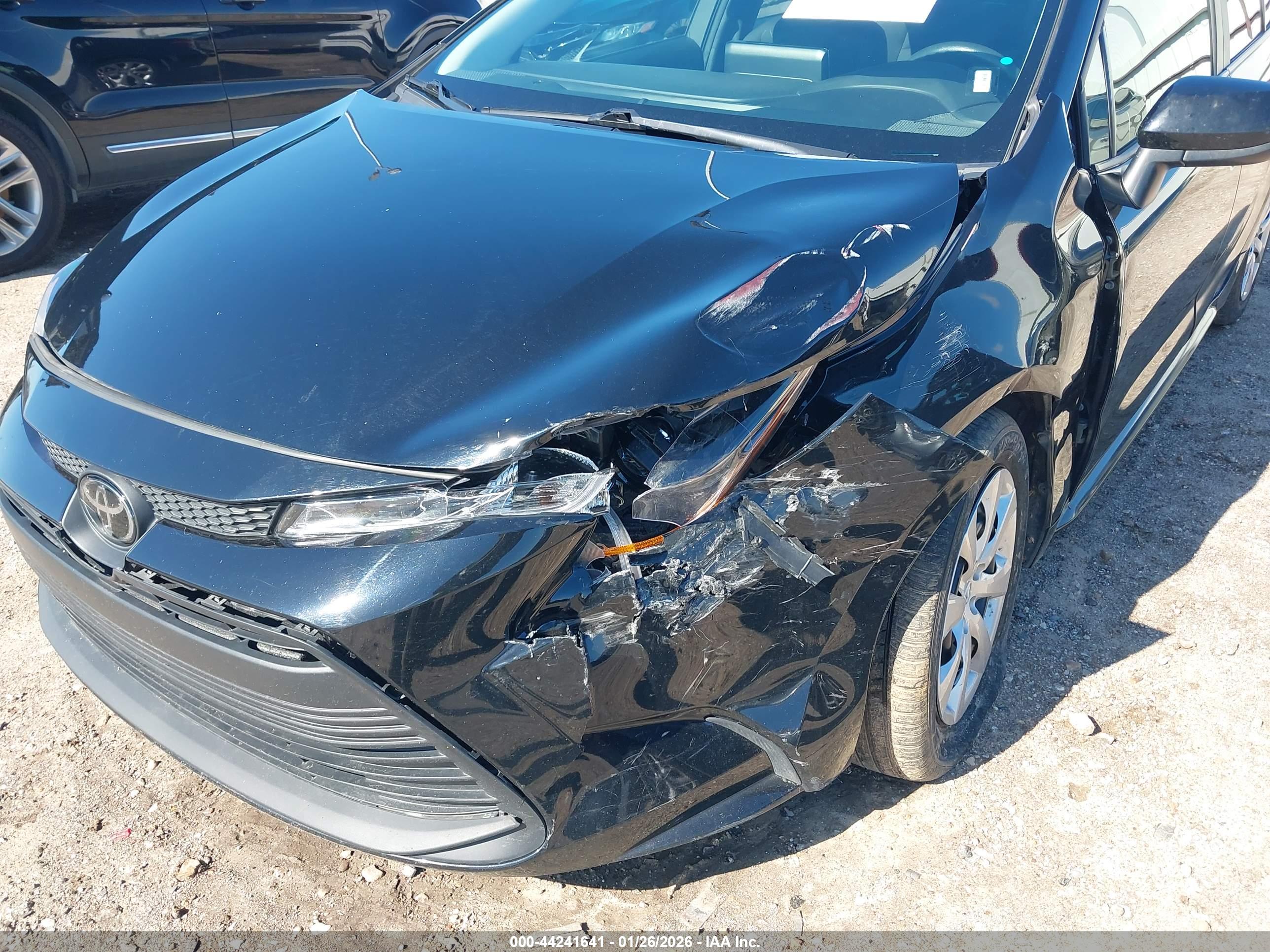 TOYOTA COROLLA image 6