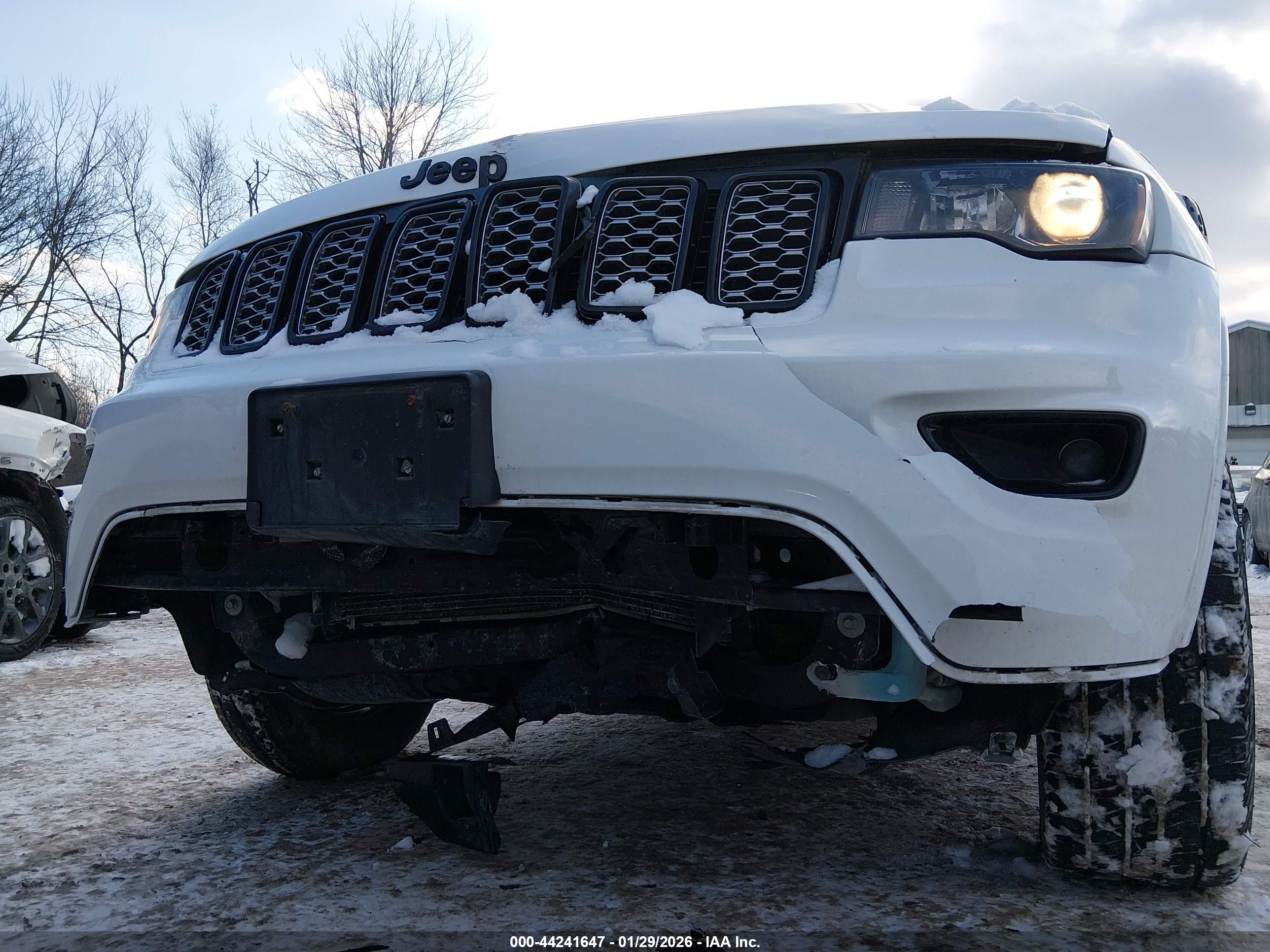 JEEP GRAND image 6