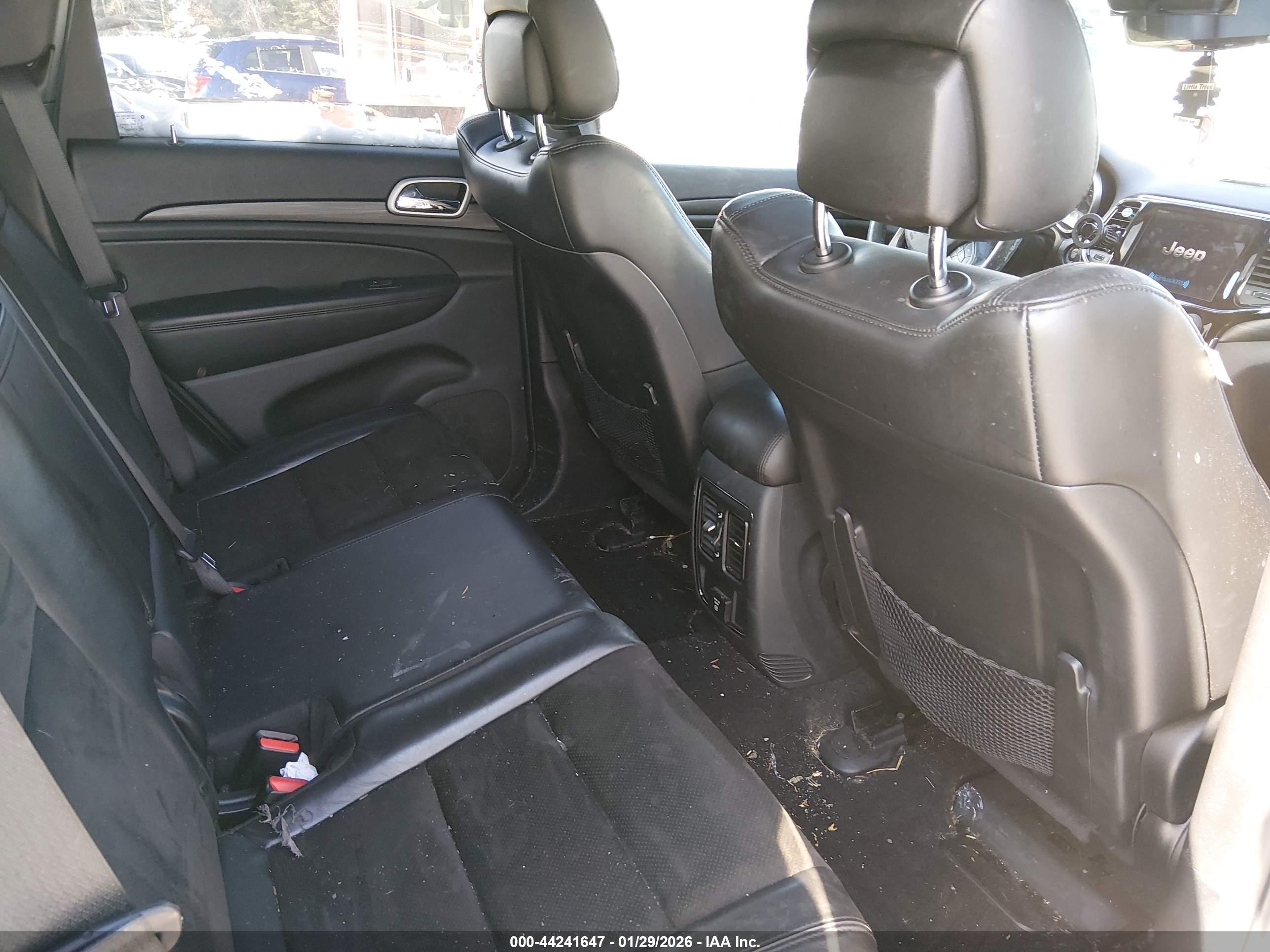 JEEP GRAND image 8