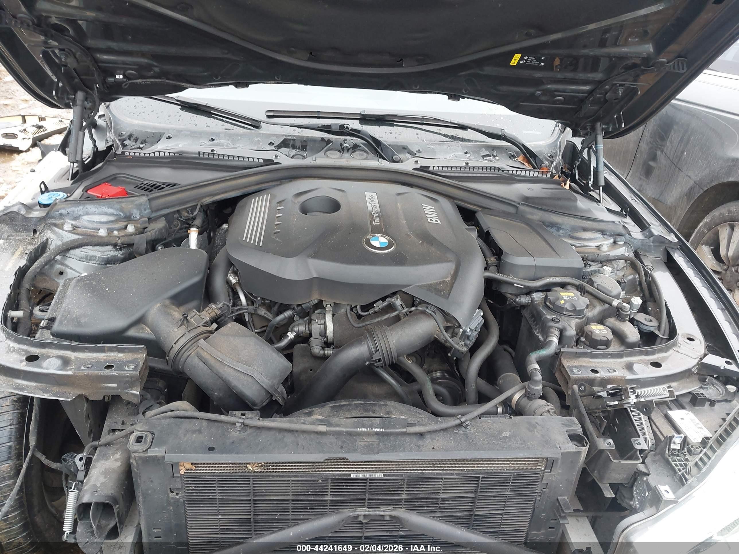 BMW 330I image 10