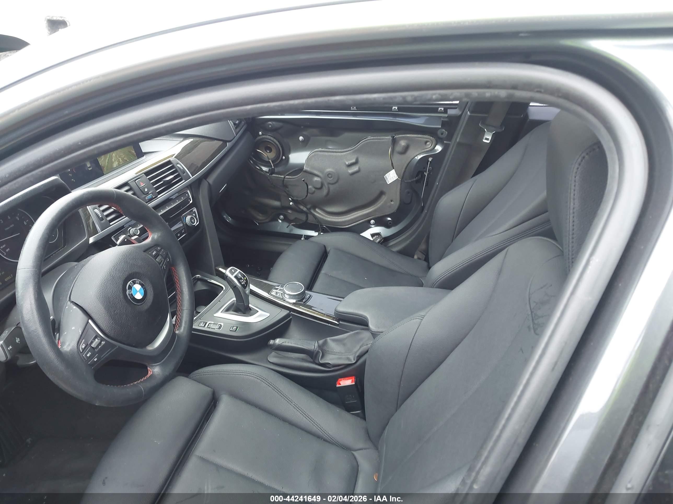 BMW 330I image 5