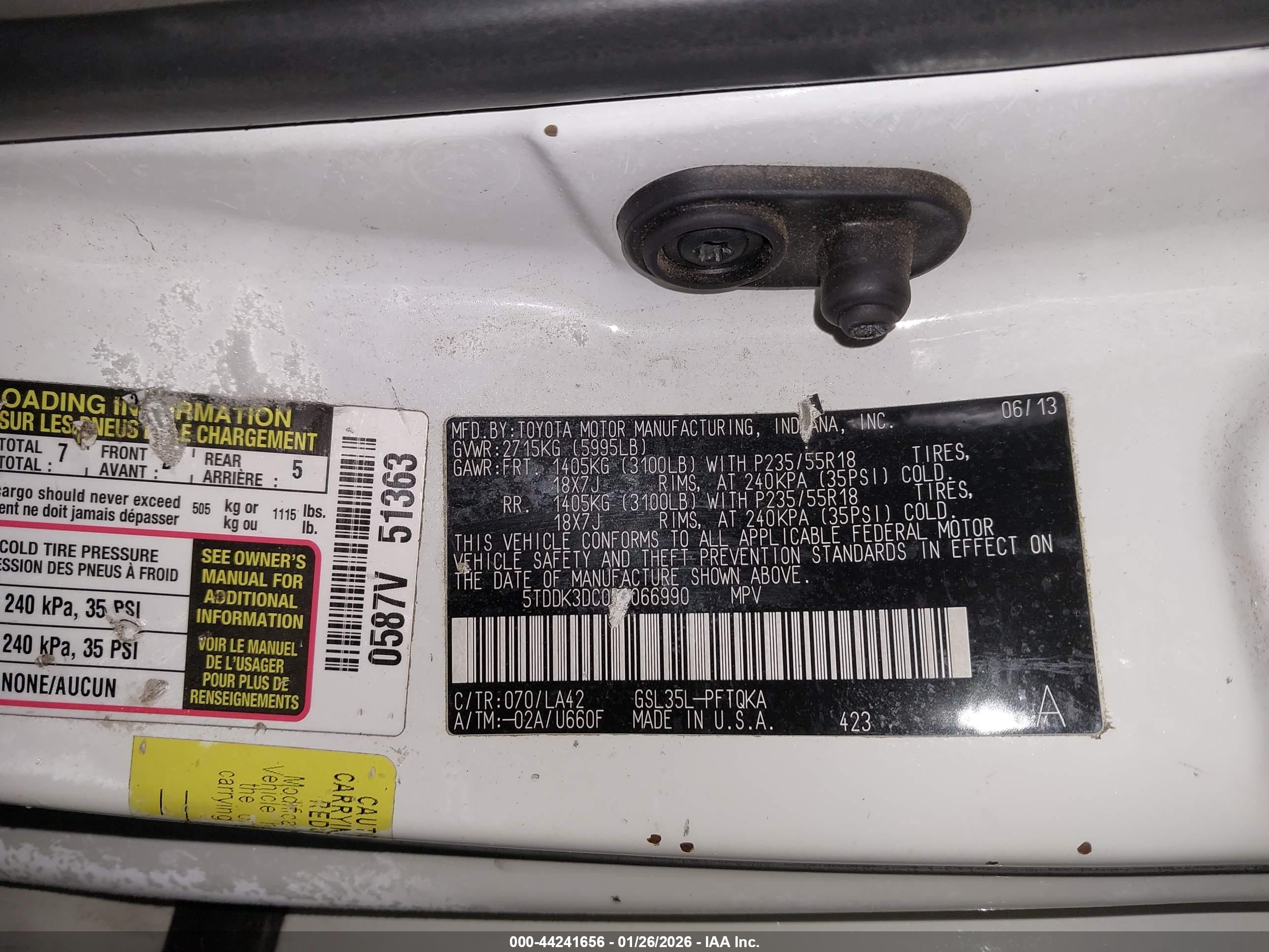 TOYOTA SIENNA image 9