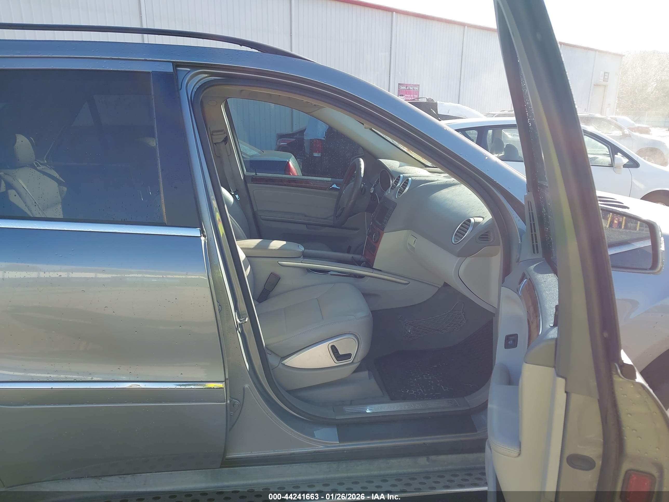 MERCEDES-BENZ ML image 5