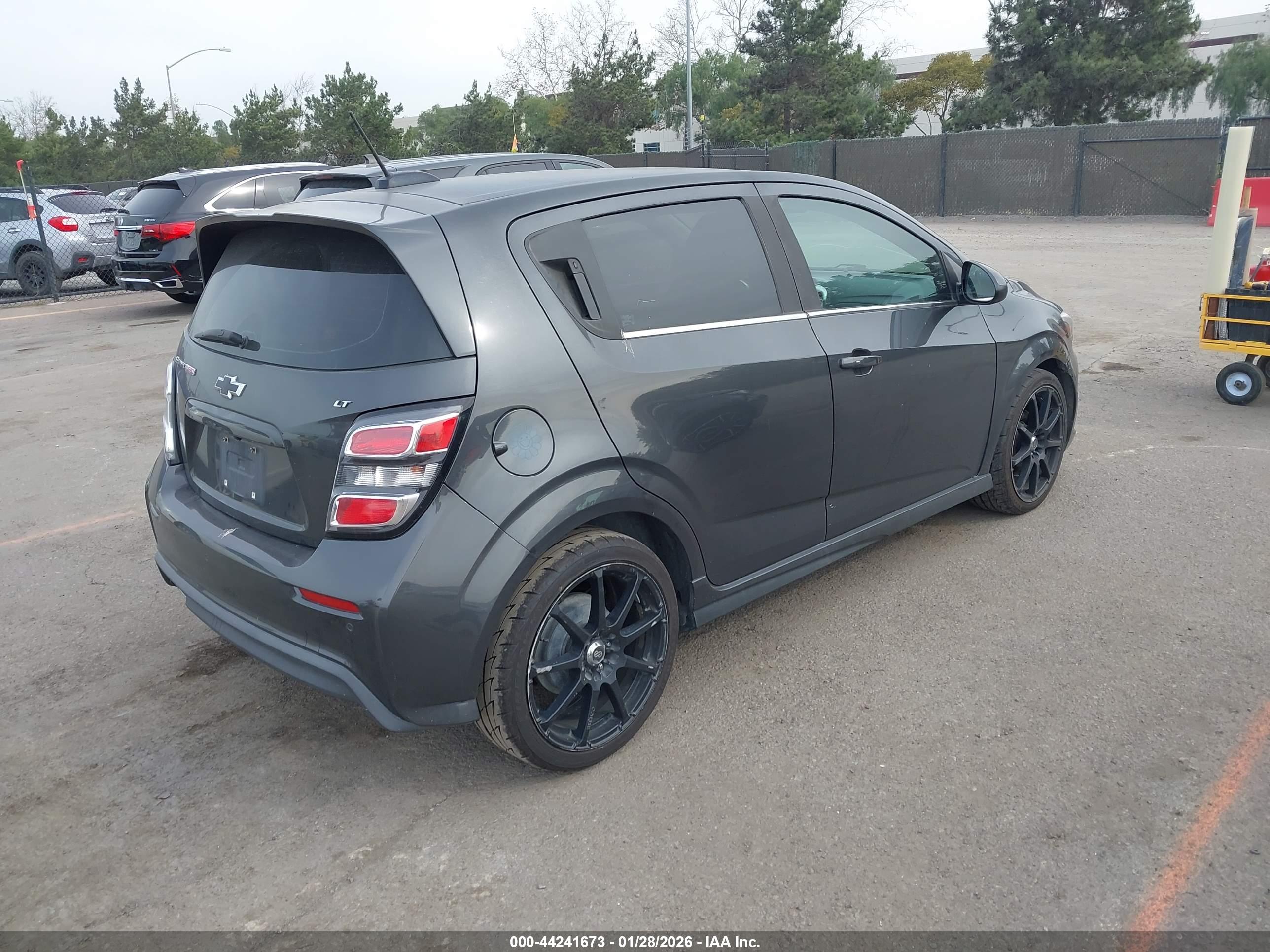 CHEVROLET SONIC image 4