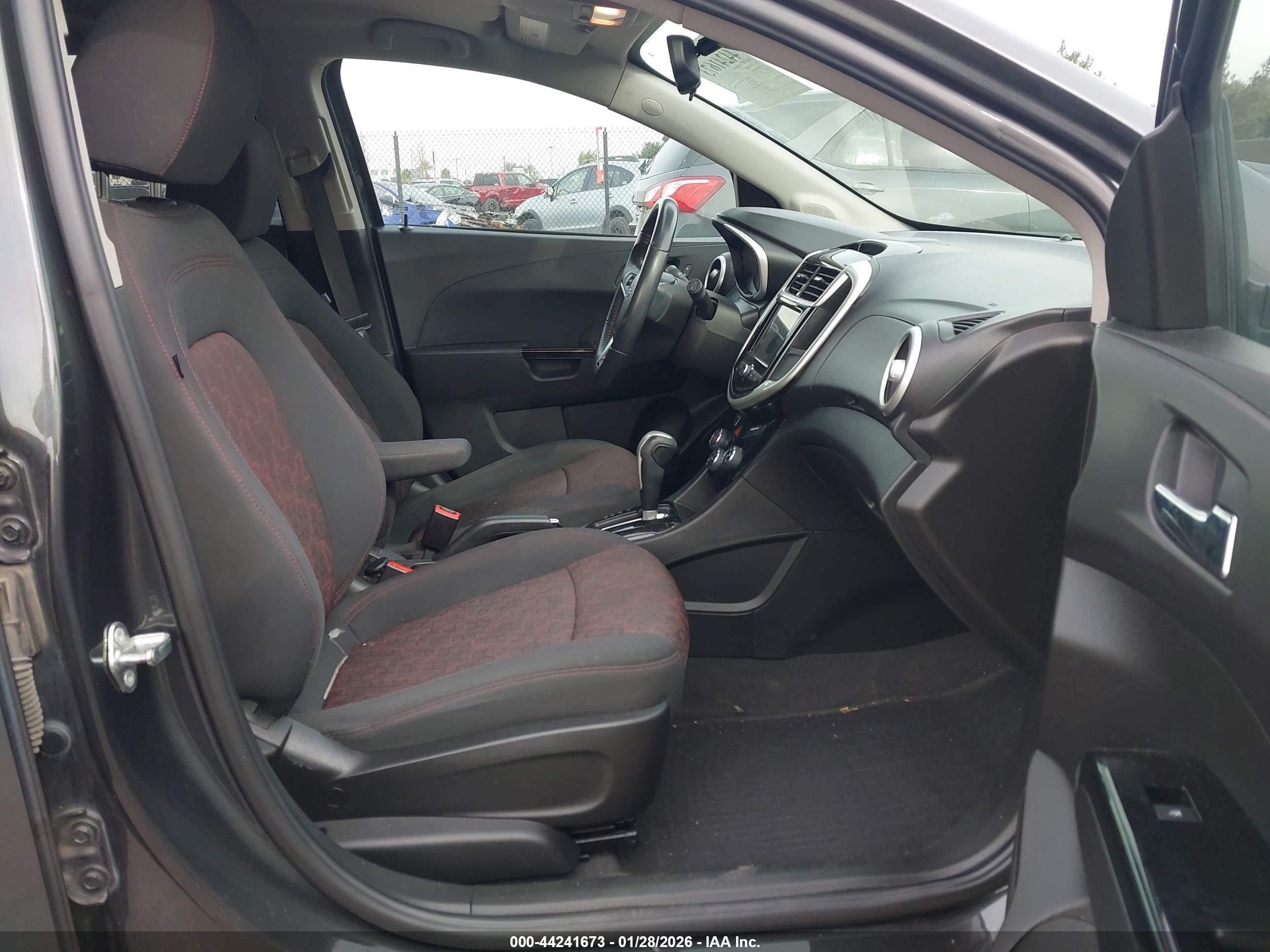 CHEVROLET SONIC image 5