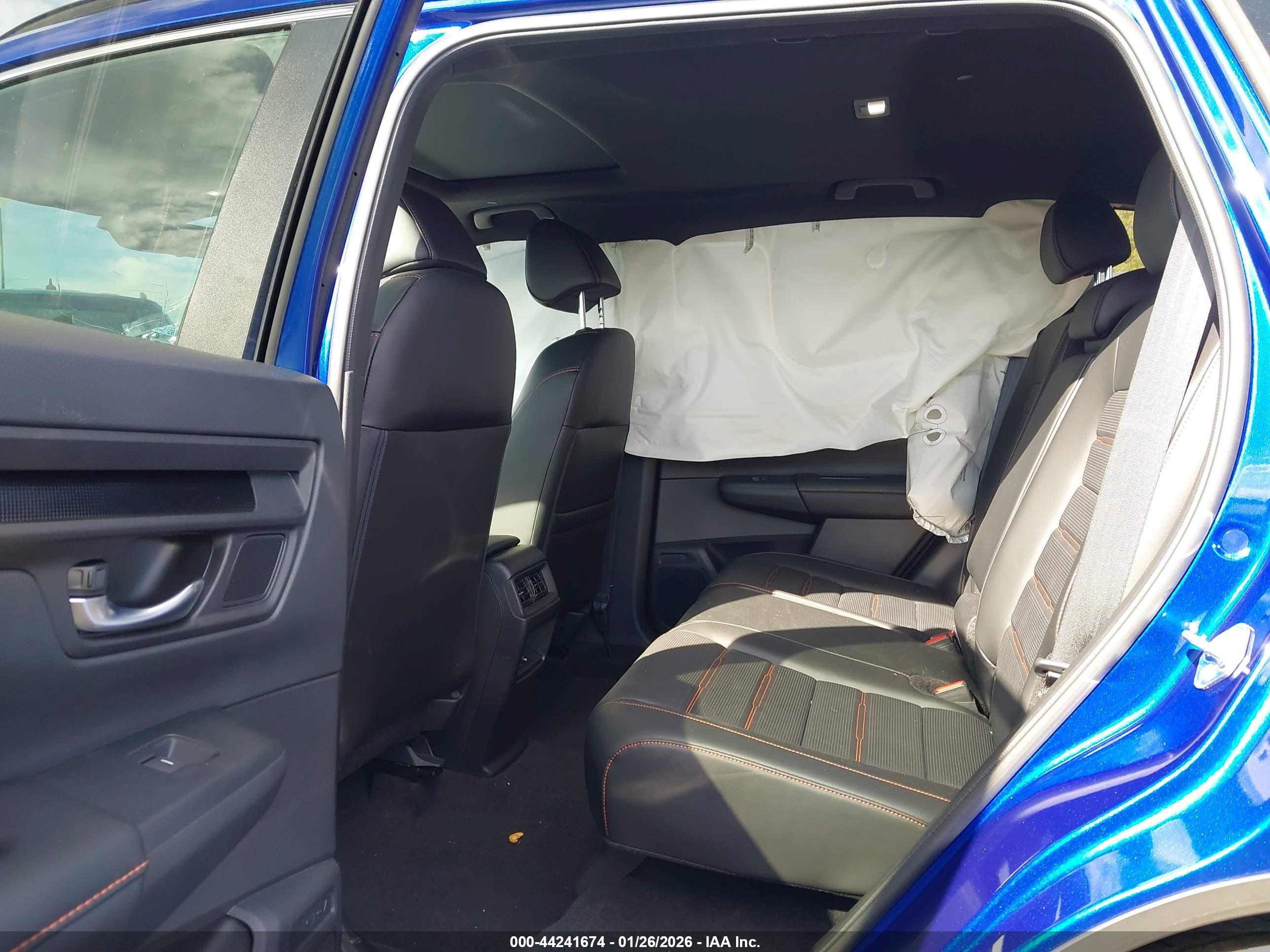 HONDA CR-V image 8