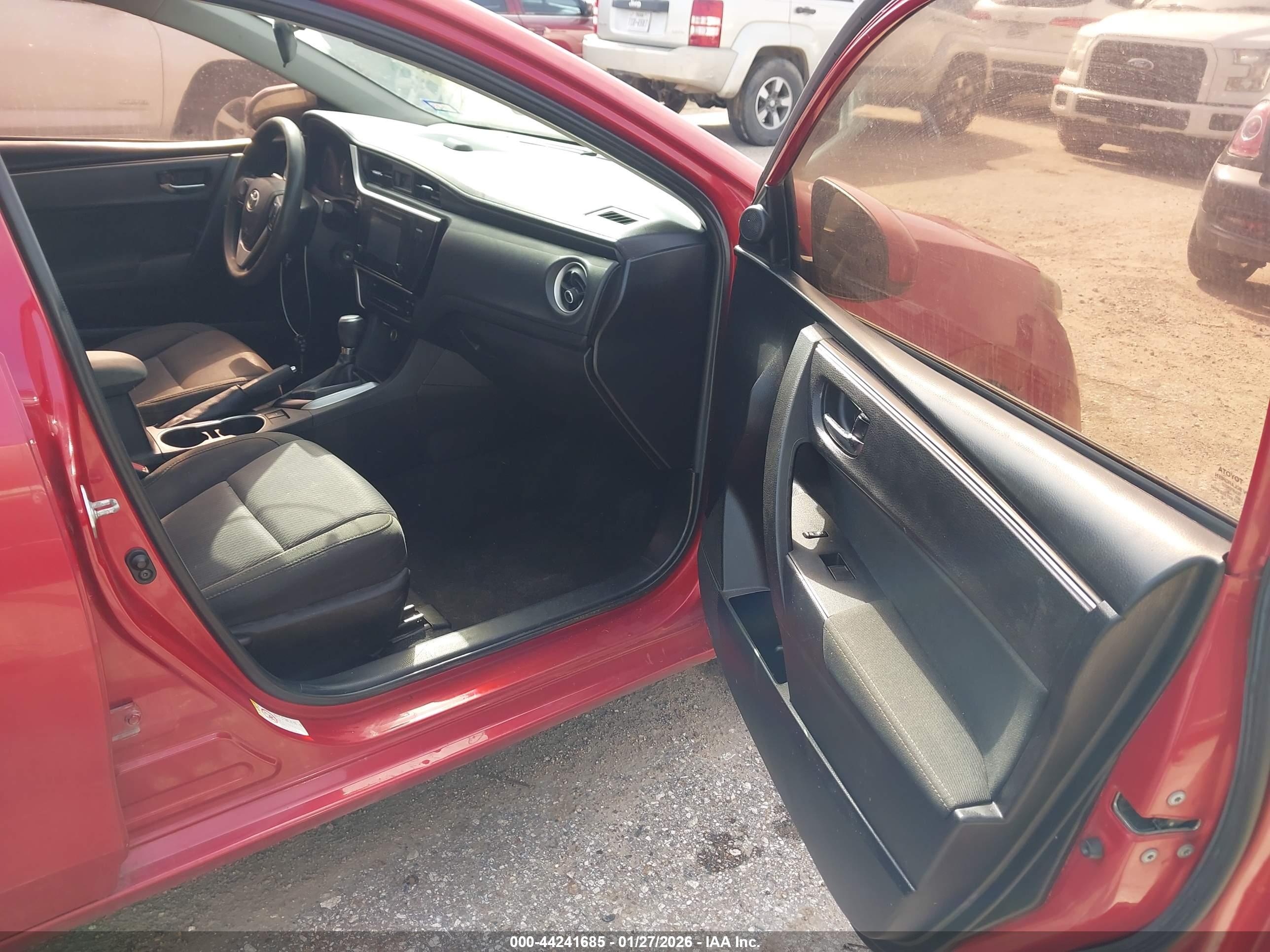 TOYOTA COROLLA image 5