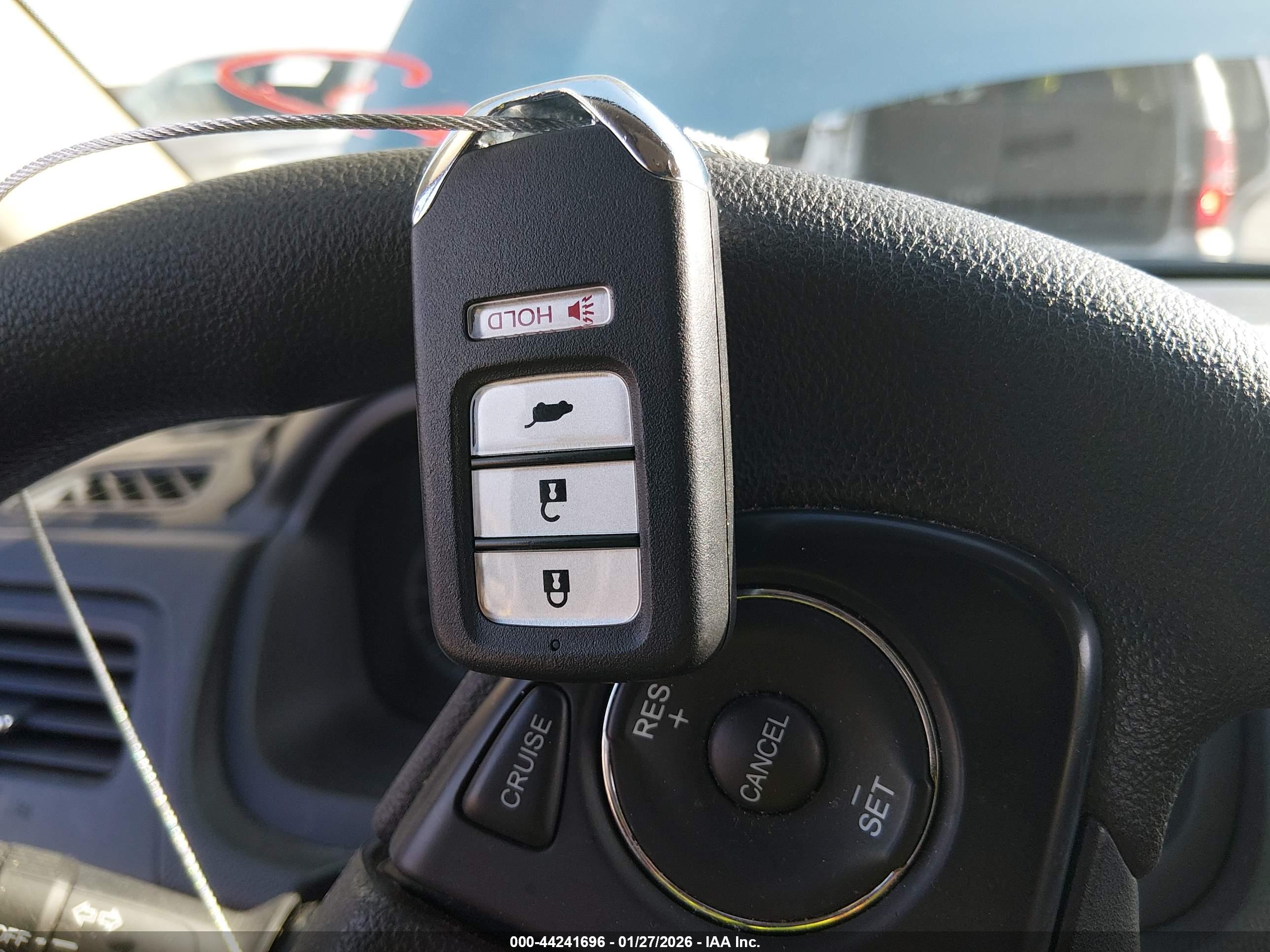 HONDA CR-V image 11